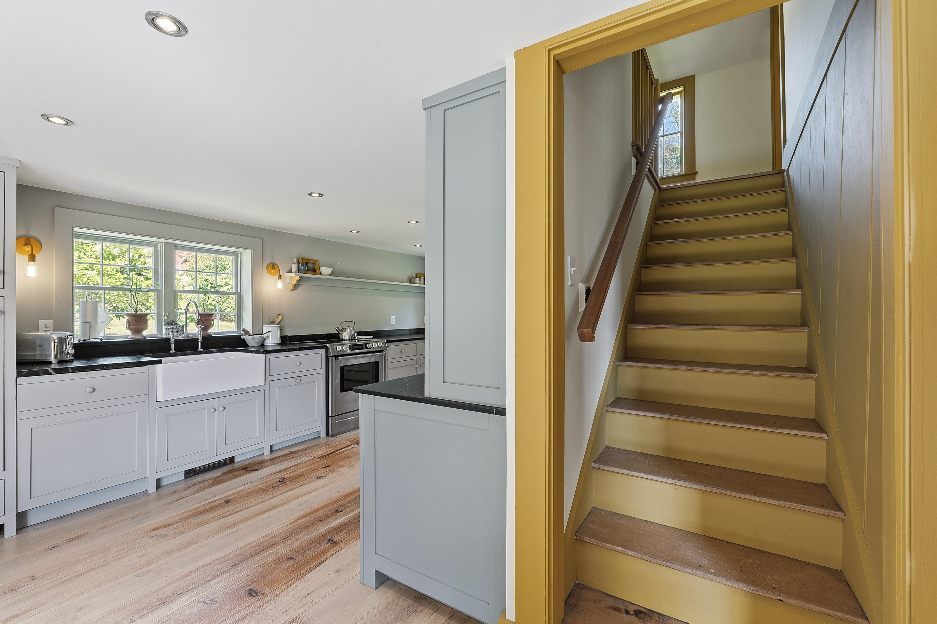 44 B Chases Pond Road