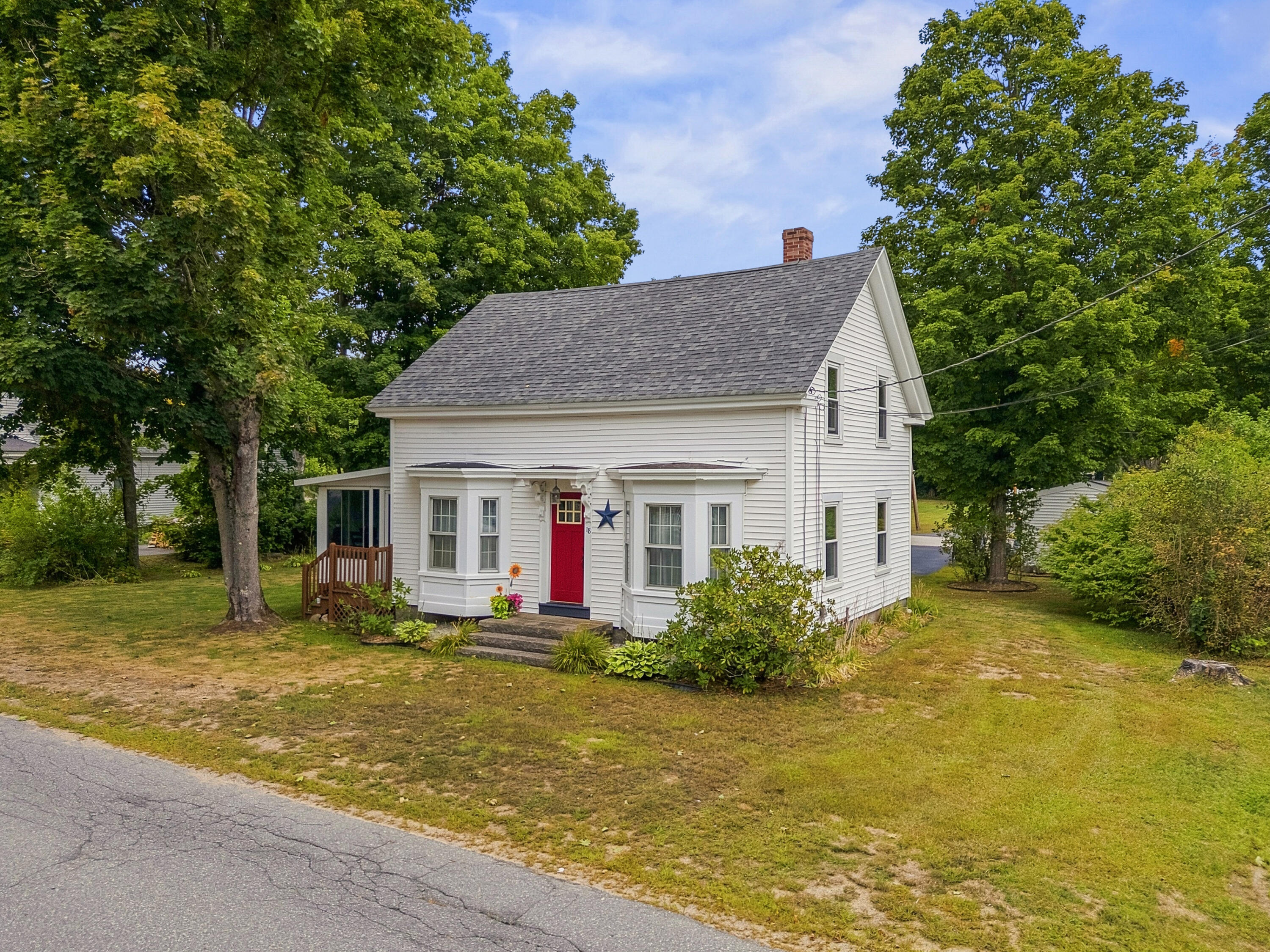 18 Maple Street