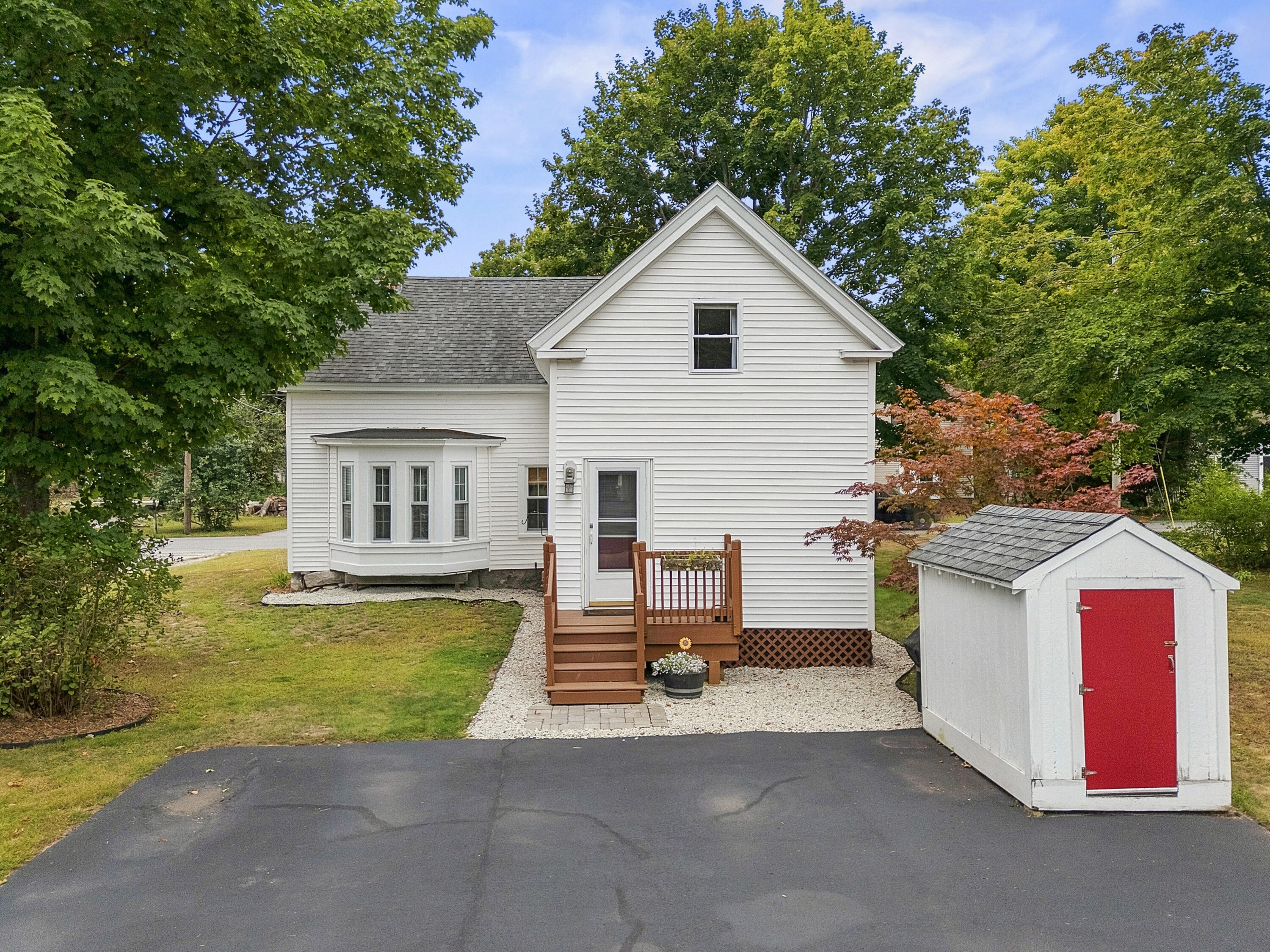 18 Maple Street