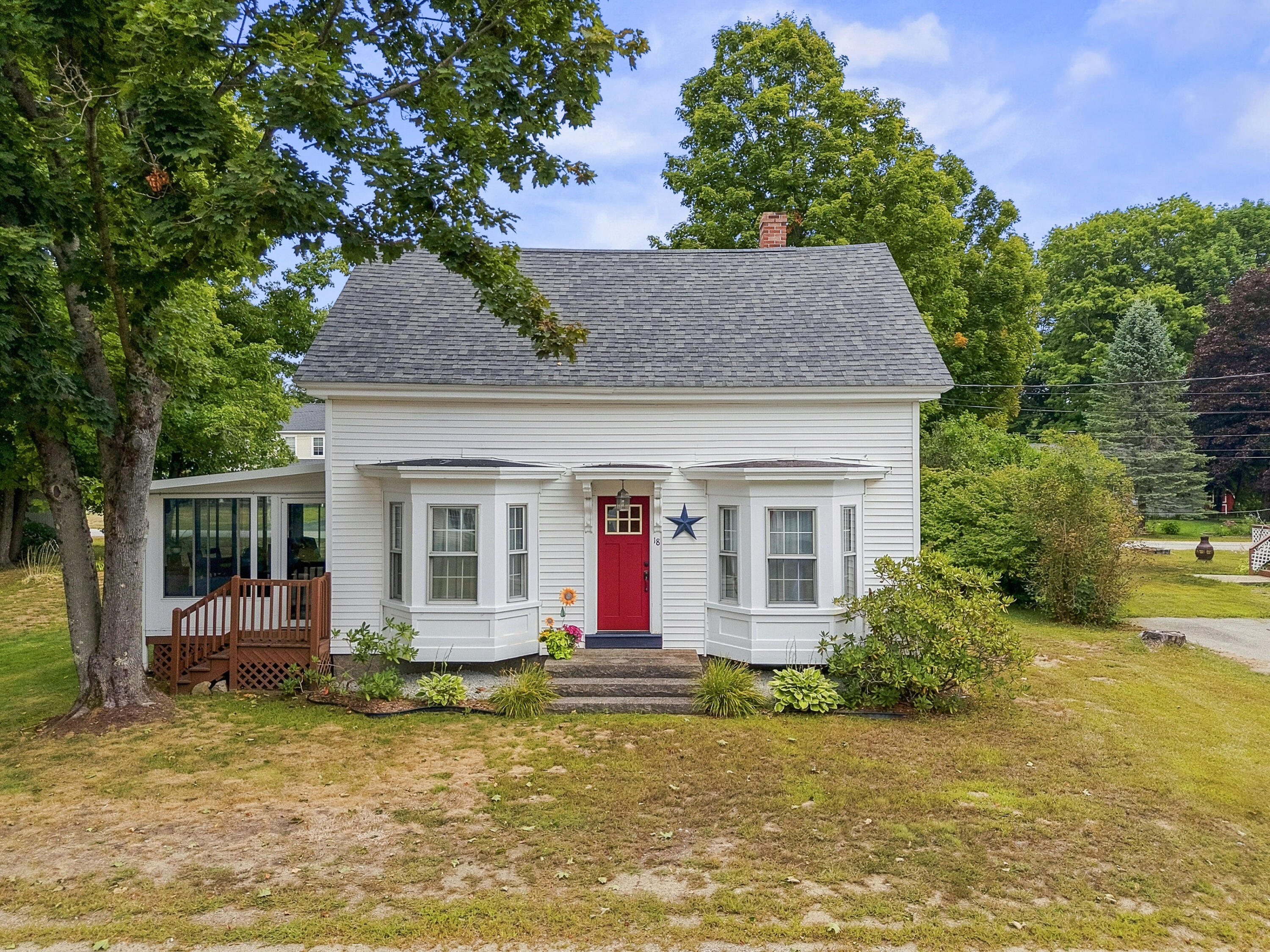 18 Maple Street