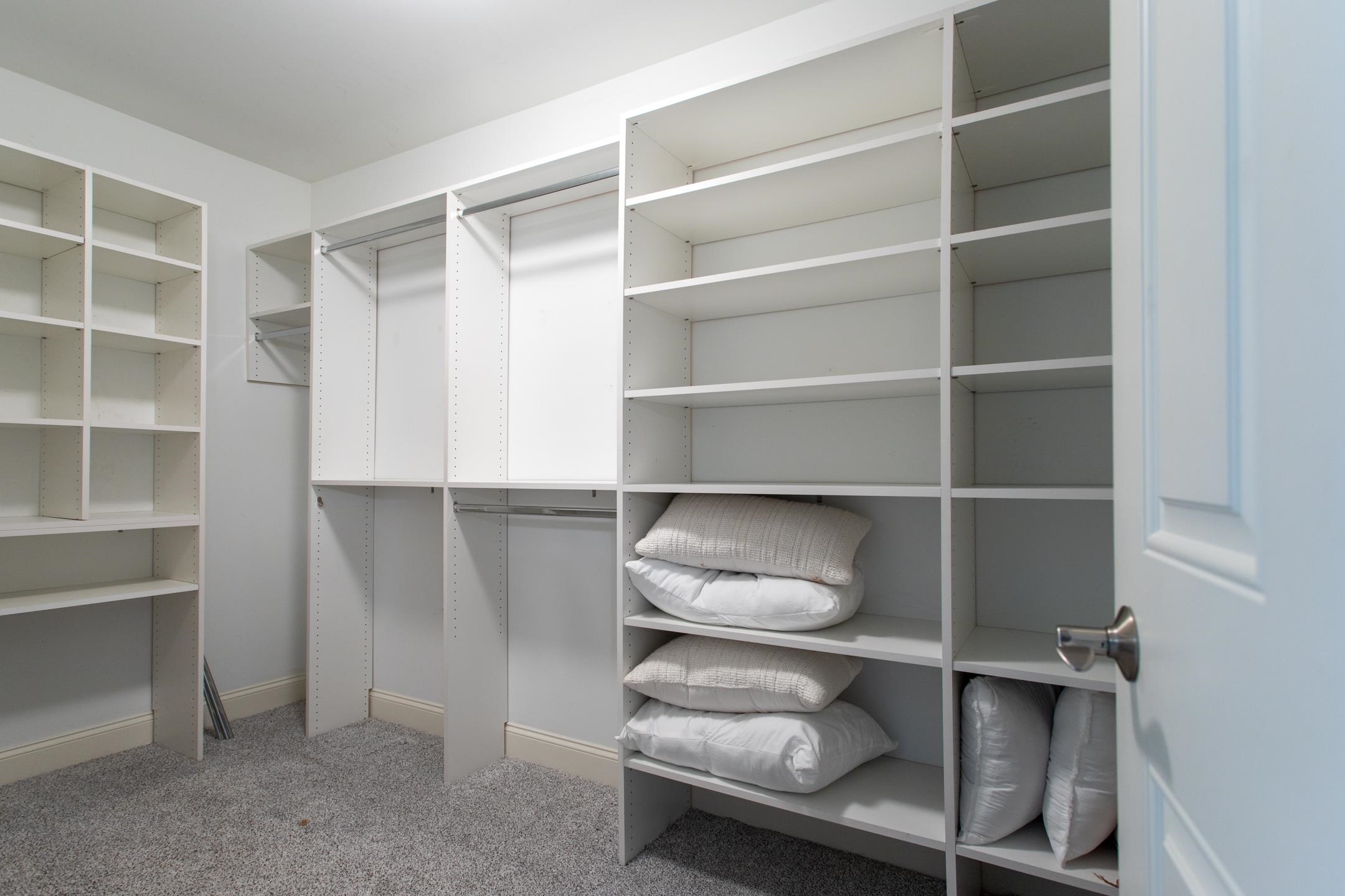 100 Shepards Cove Road Unit: G-203