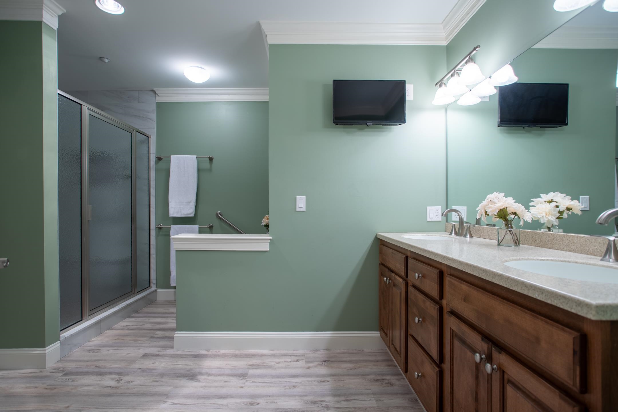 100 Shepards Cove Road Unit: G-203