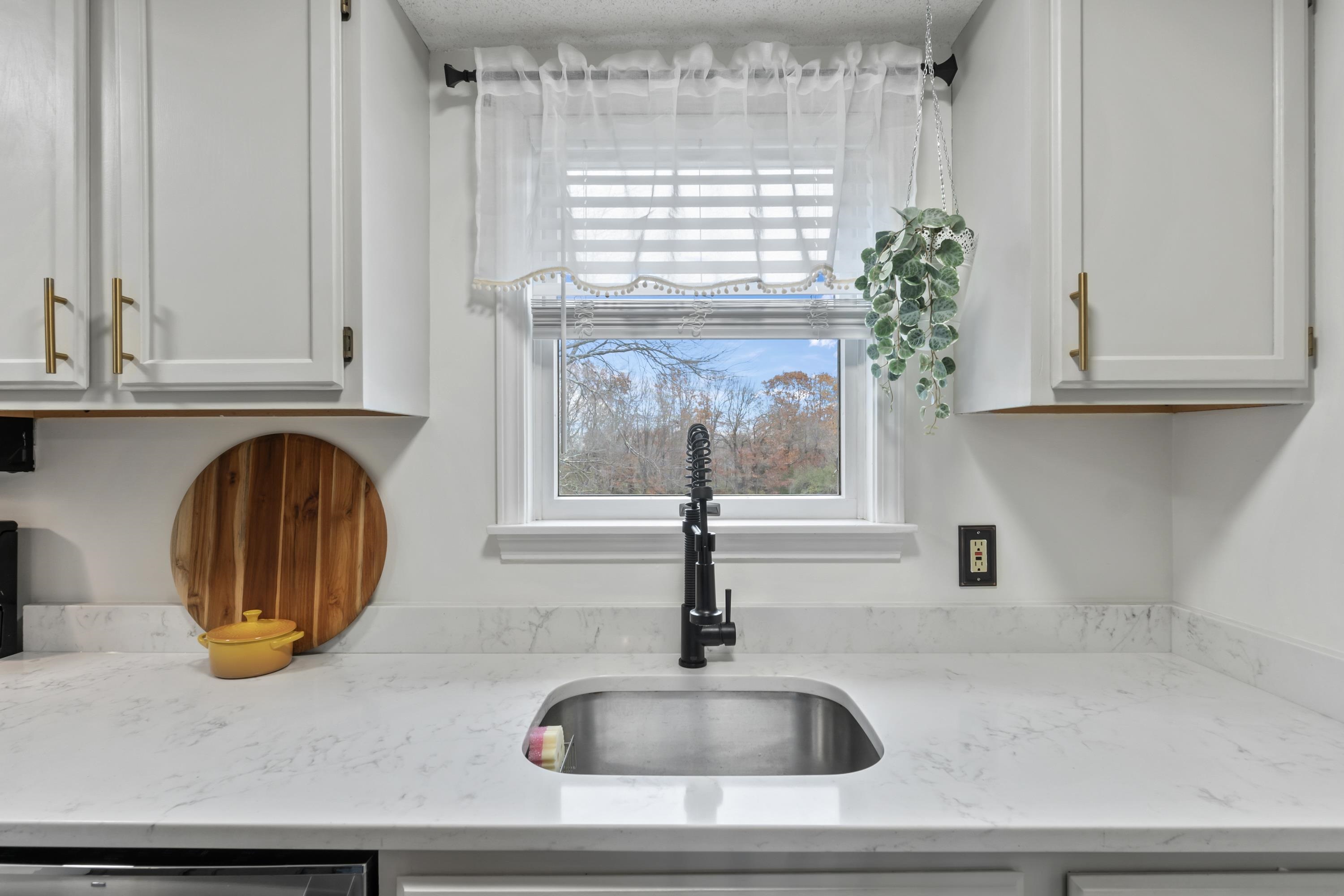 37 Fieldstone Estates