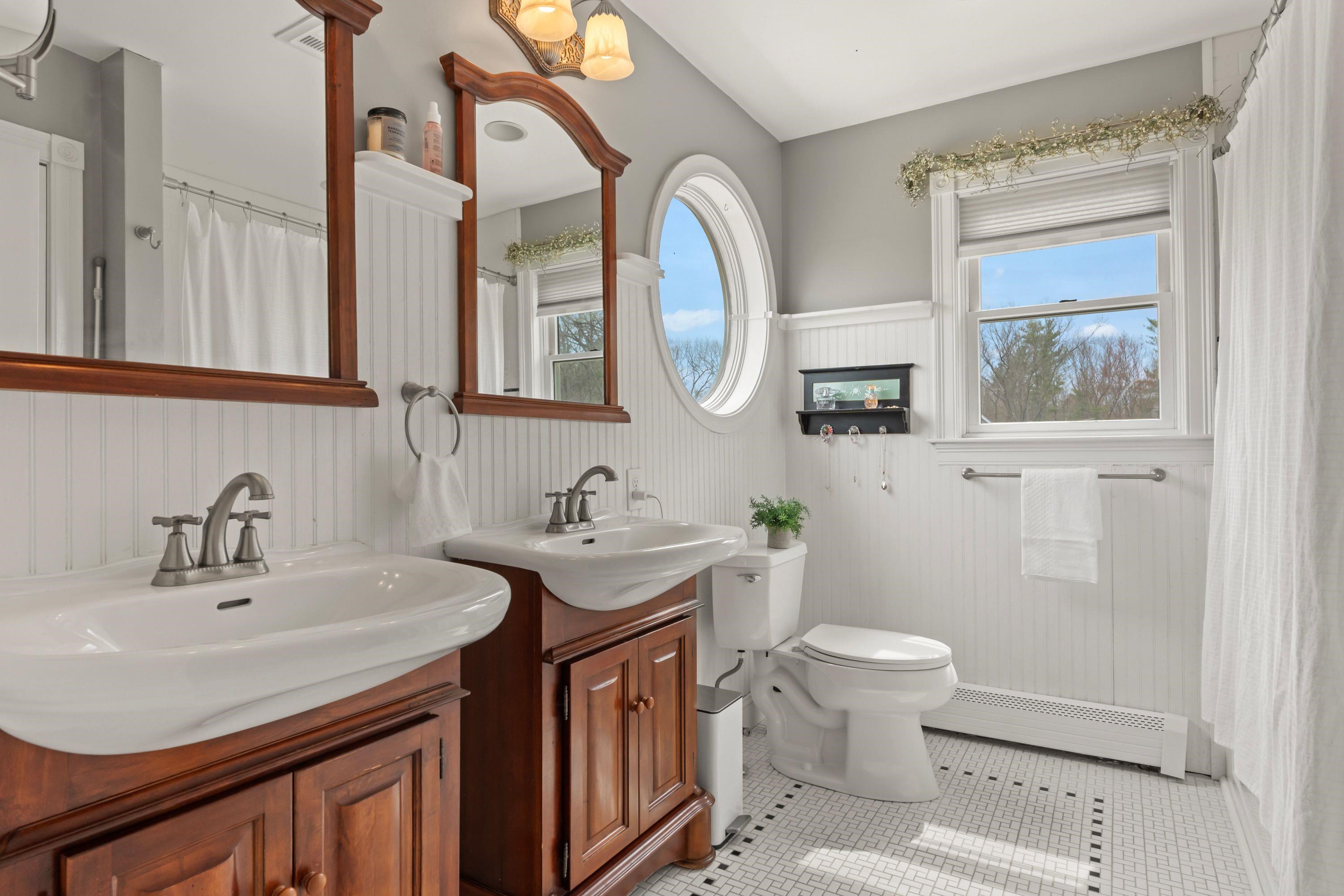 10 Hidden Valley Drive