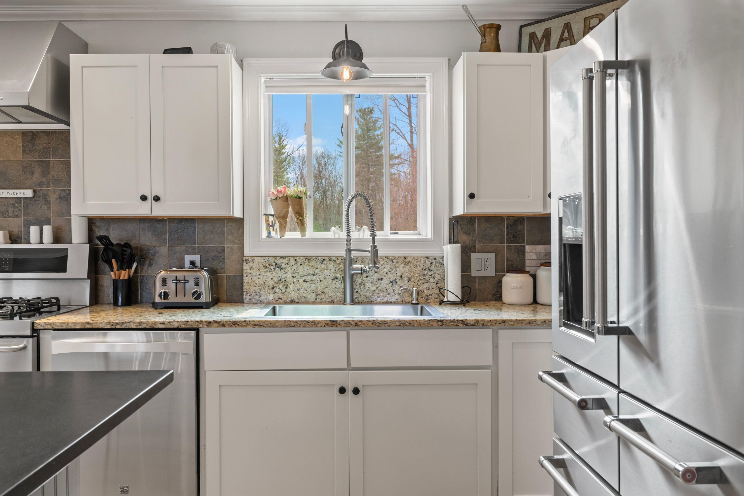 10 Hidden Valley Drive