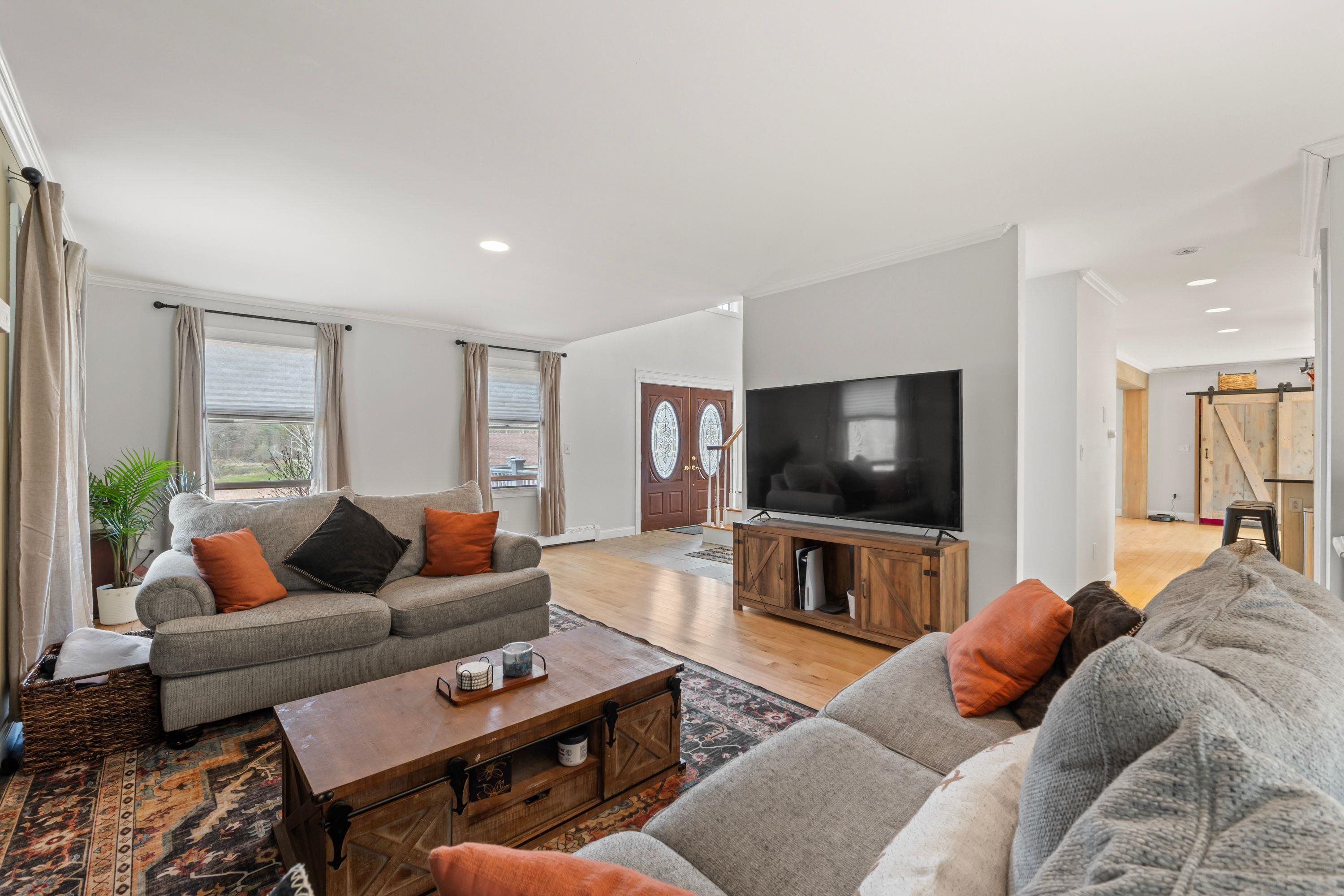 10 Hidden Valley Drive