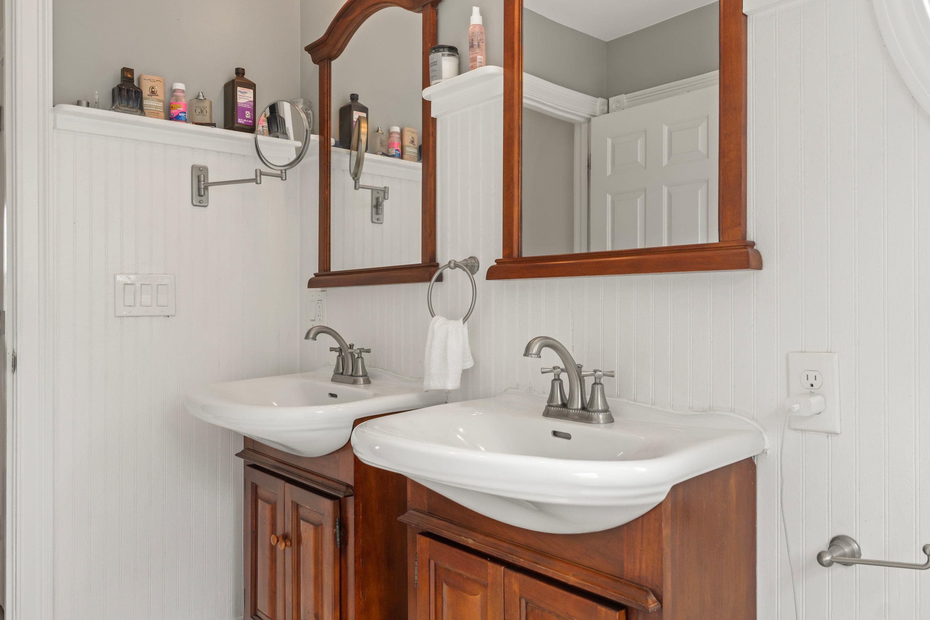 10 Hidden Valley Drive