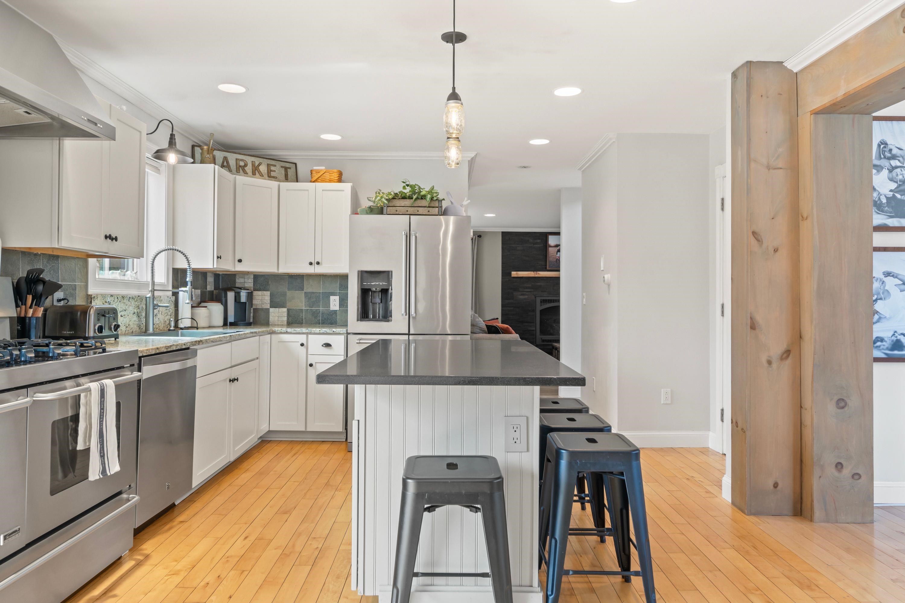 10 Hidden Valley Drive