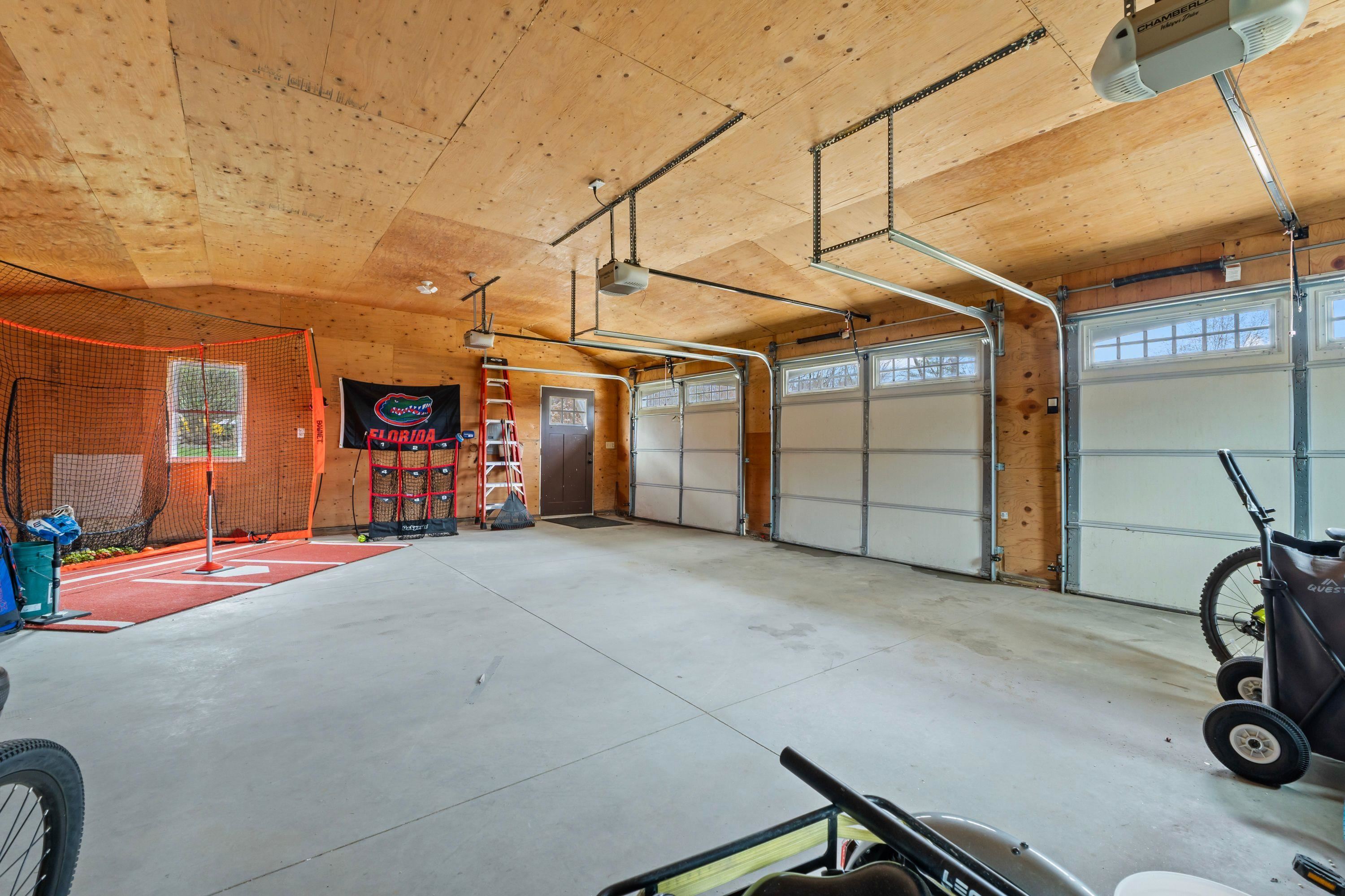 10 Hidden Valley Drive