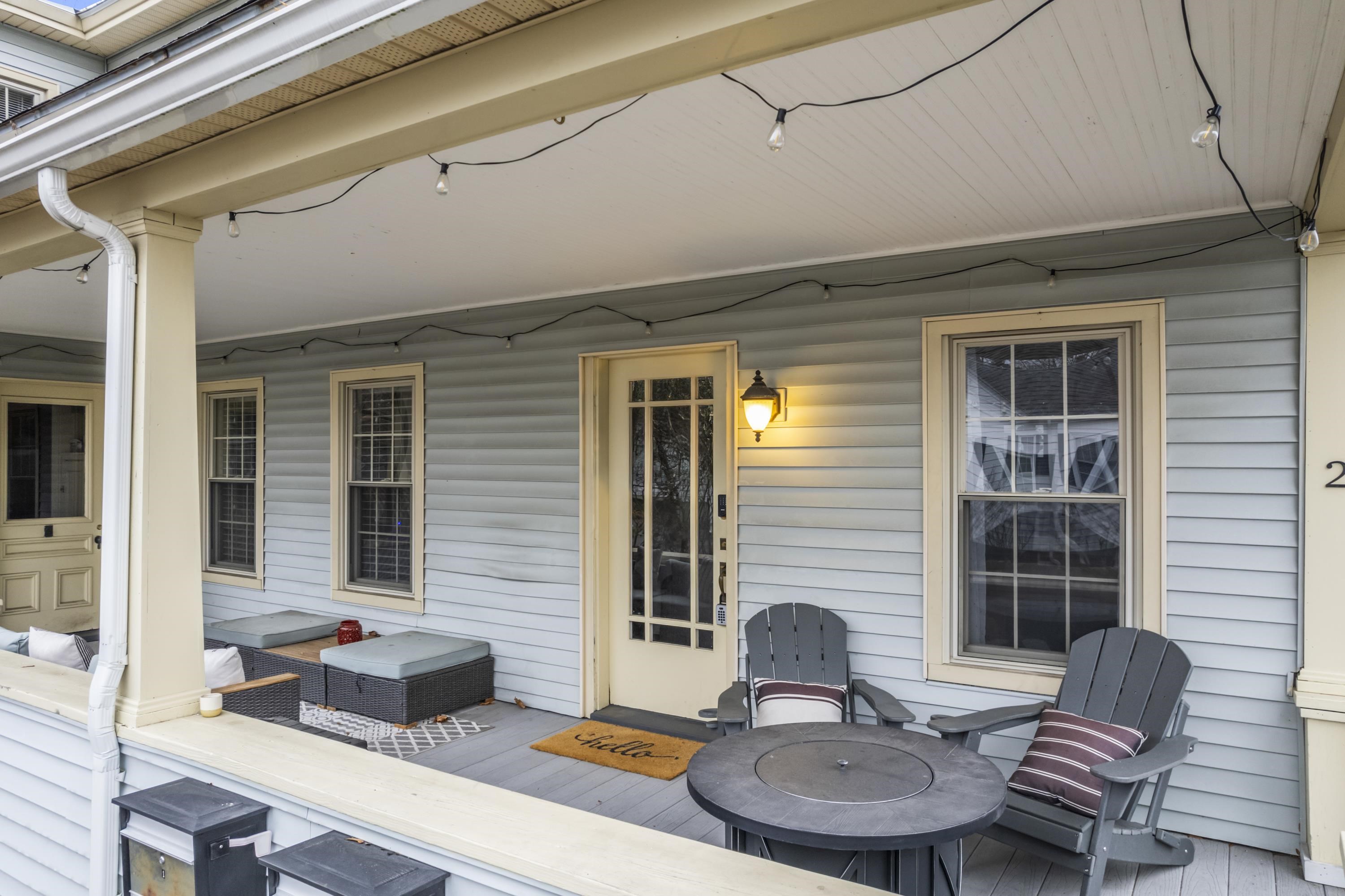 87 Charles Street Unit: 2