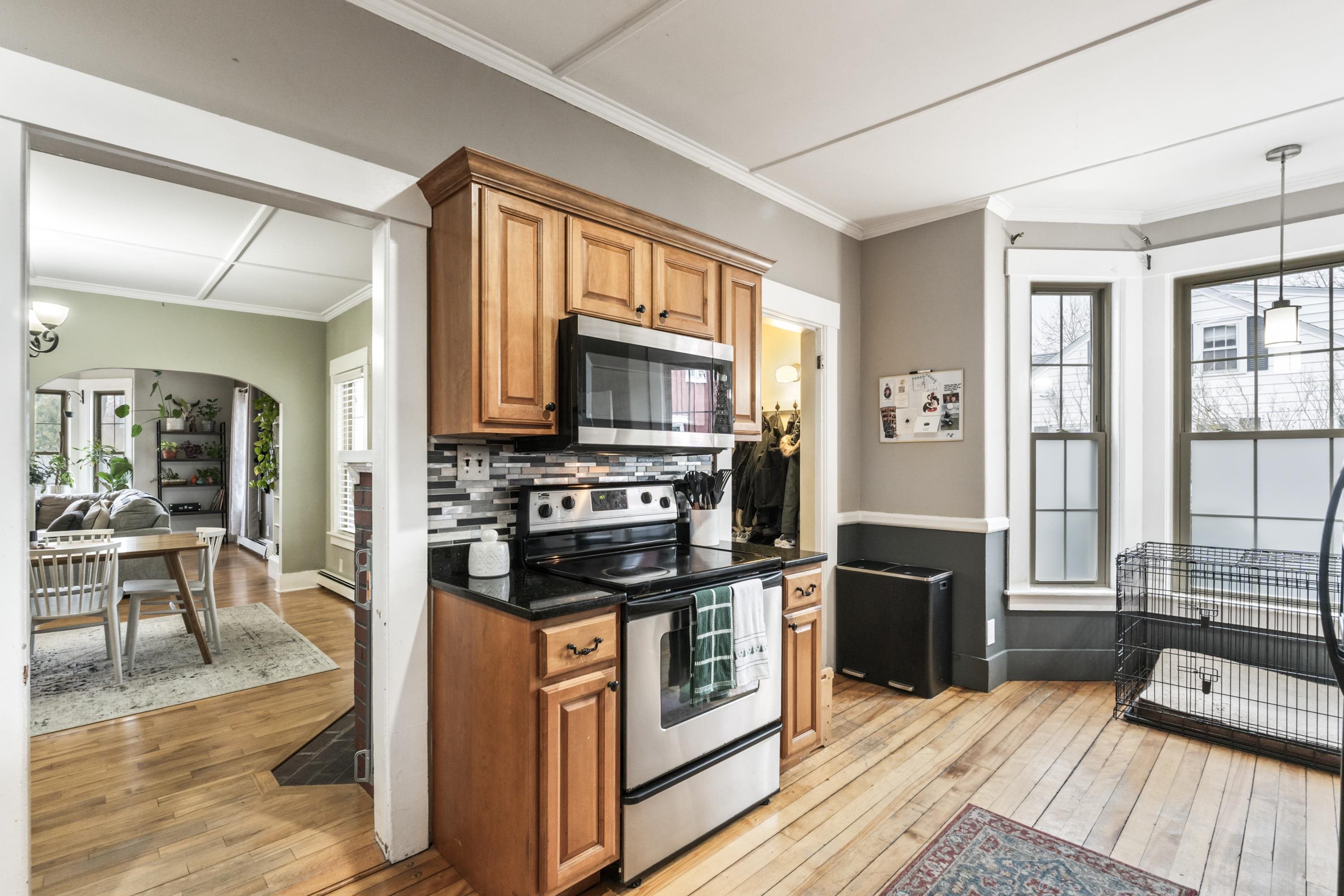 87 Charles Street Unit: 2