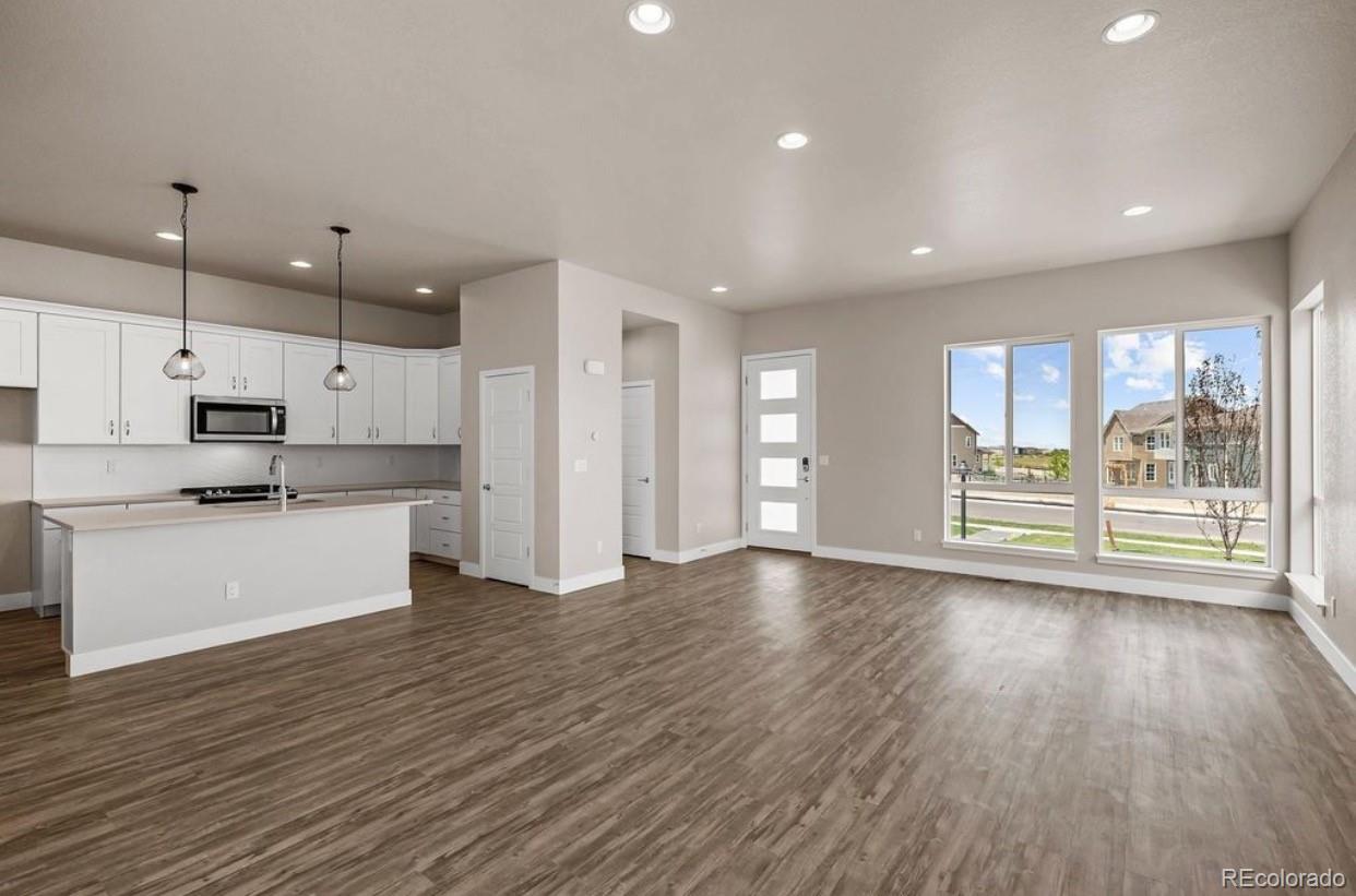 6195  Saddlesmith Street