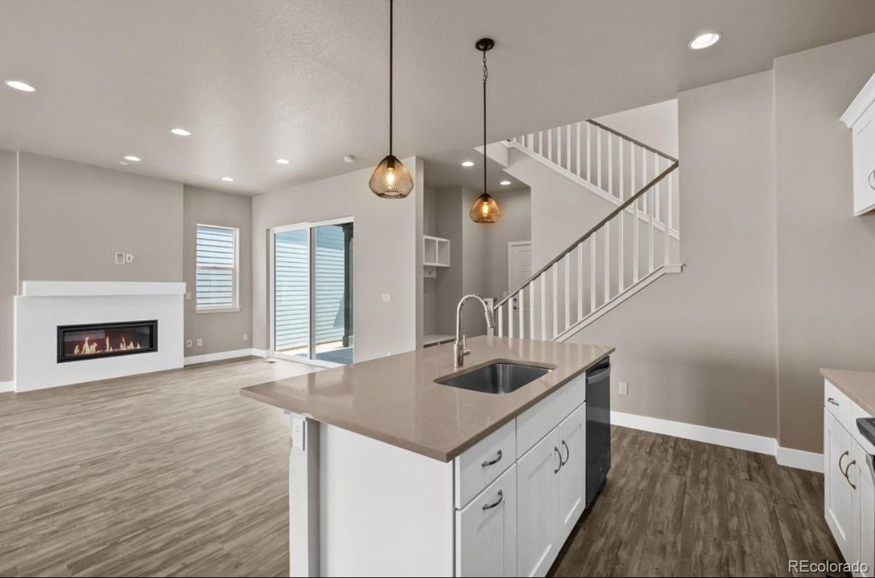 6195  Saddlesmith Street