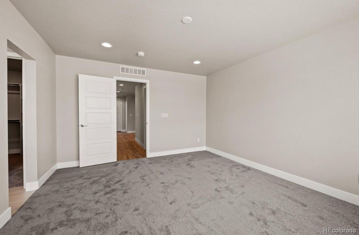 6195  Saddlesmith Street