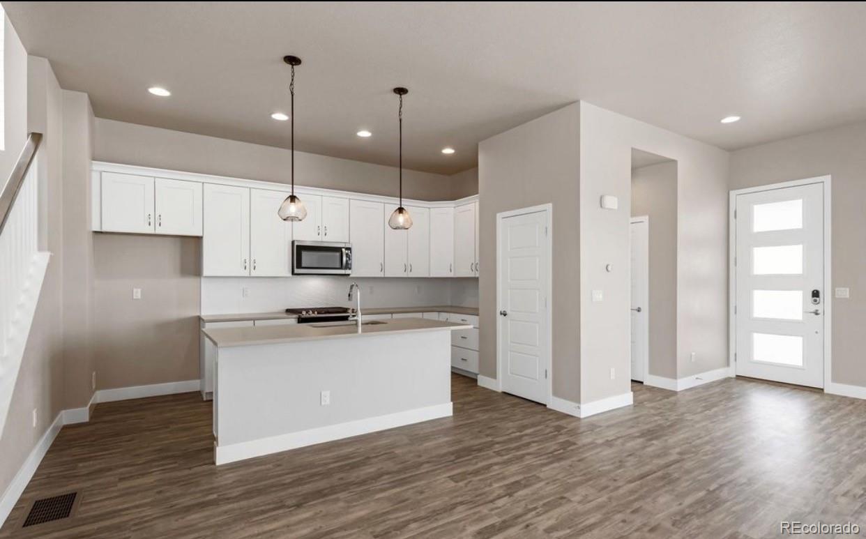 6195  Saddlesmith Street