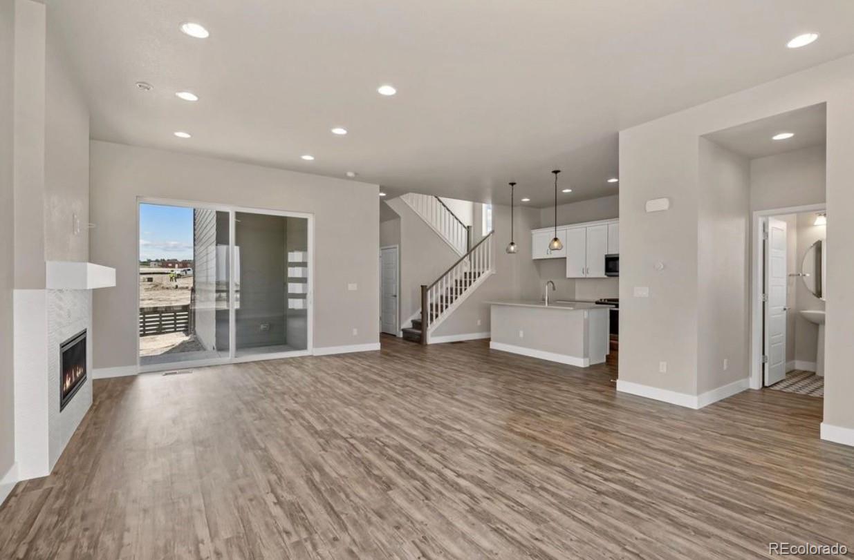 6195  Saddlesmith Street