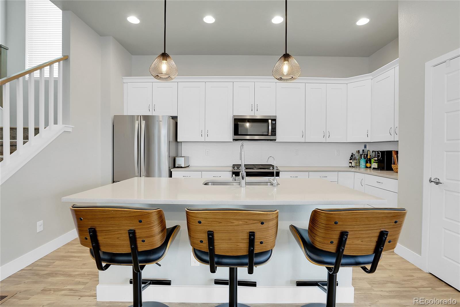 6195 Saddlesmith Street