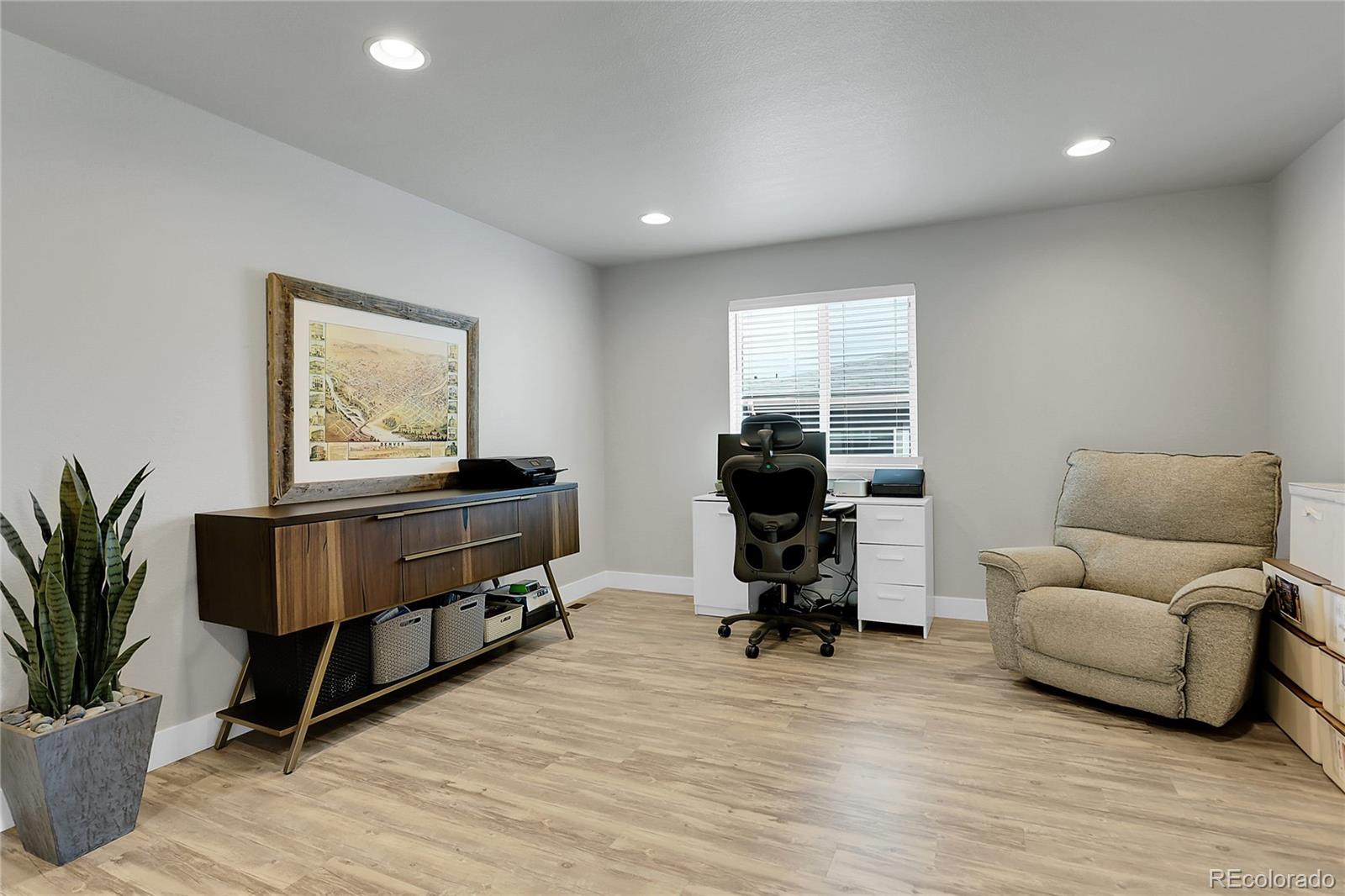 6195 Saddlesmith Street