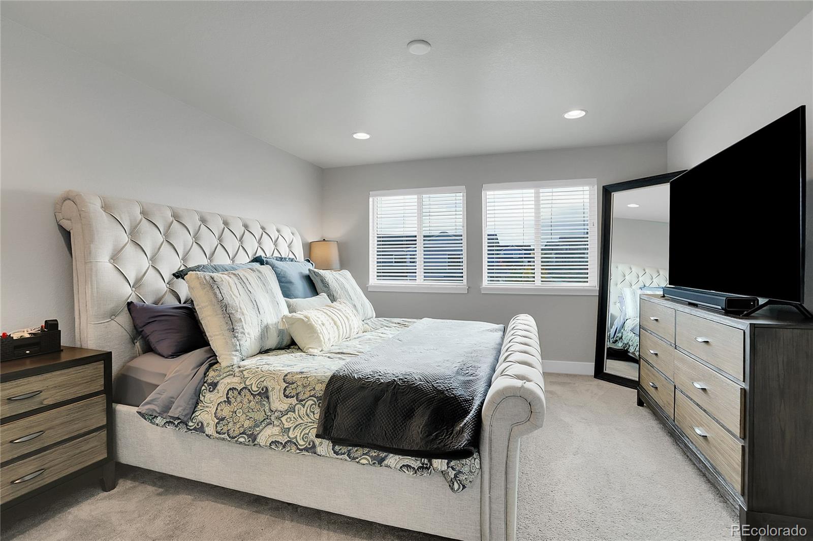 6195 Saddlesmith Street