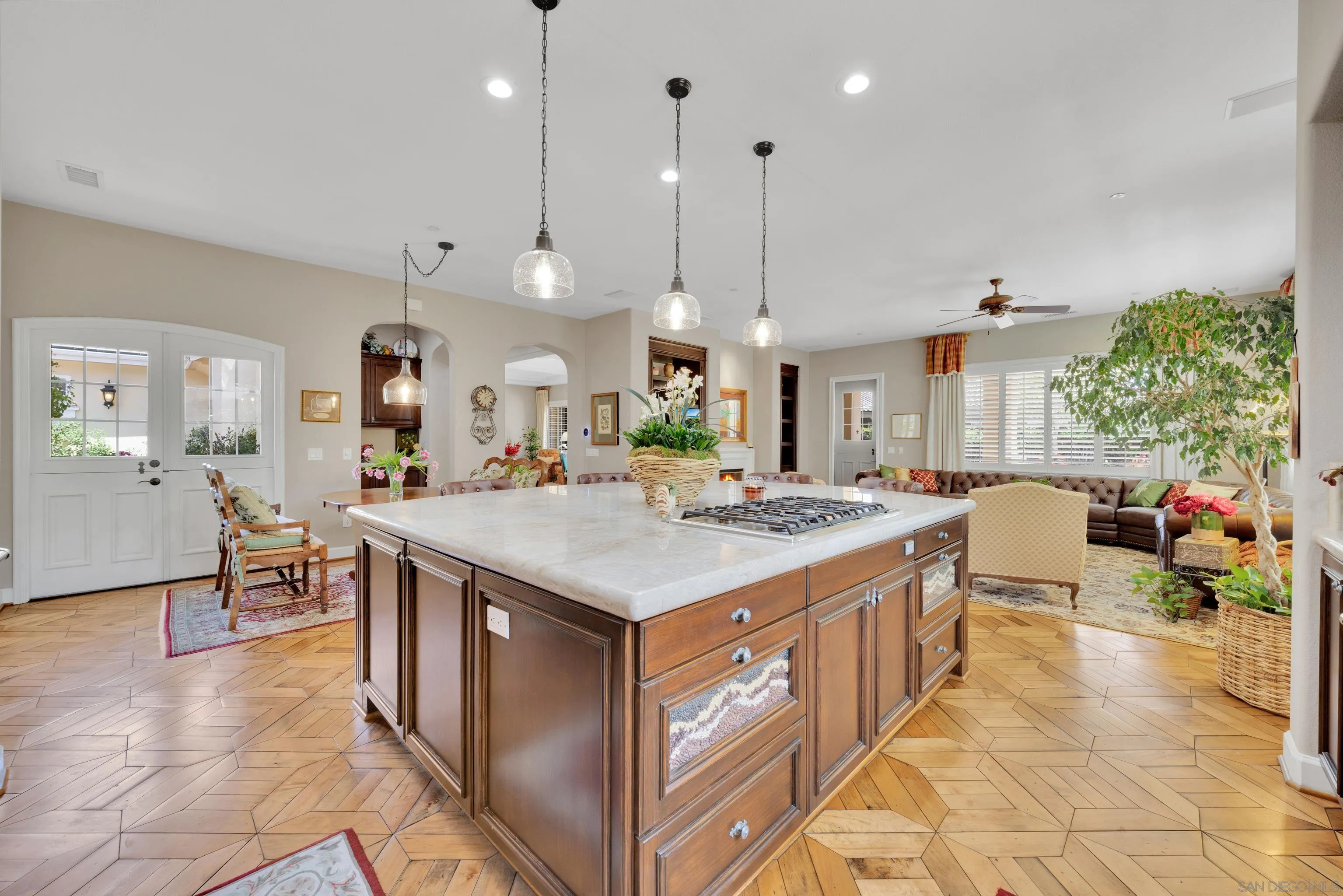 9343 Bernardo Lakes Dr.