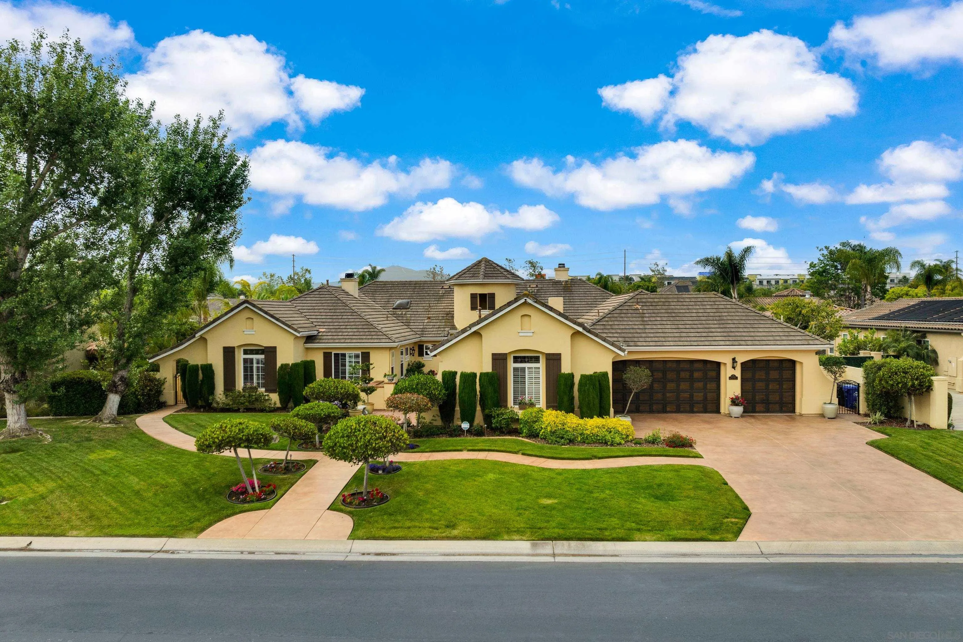 9343 Bernardo Lakes Dr.