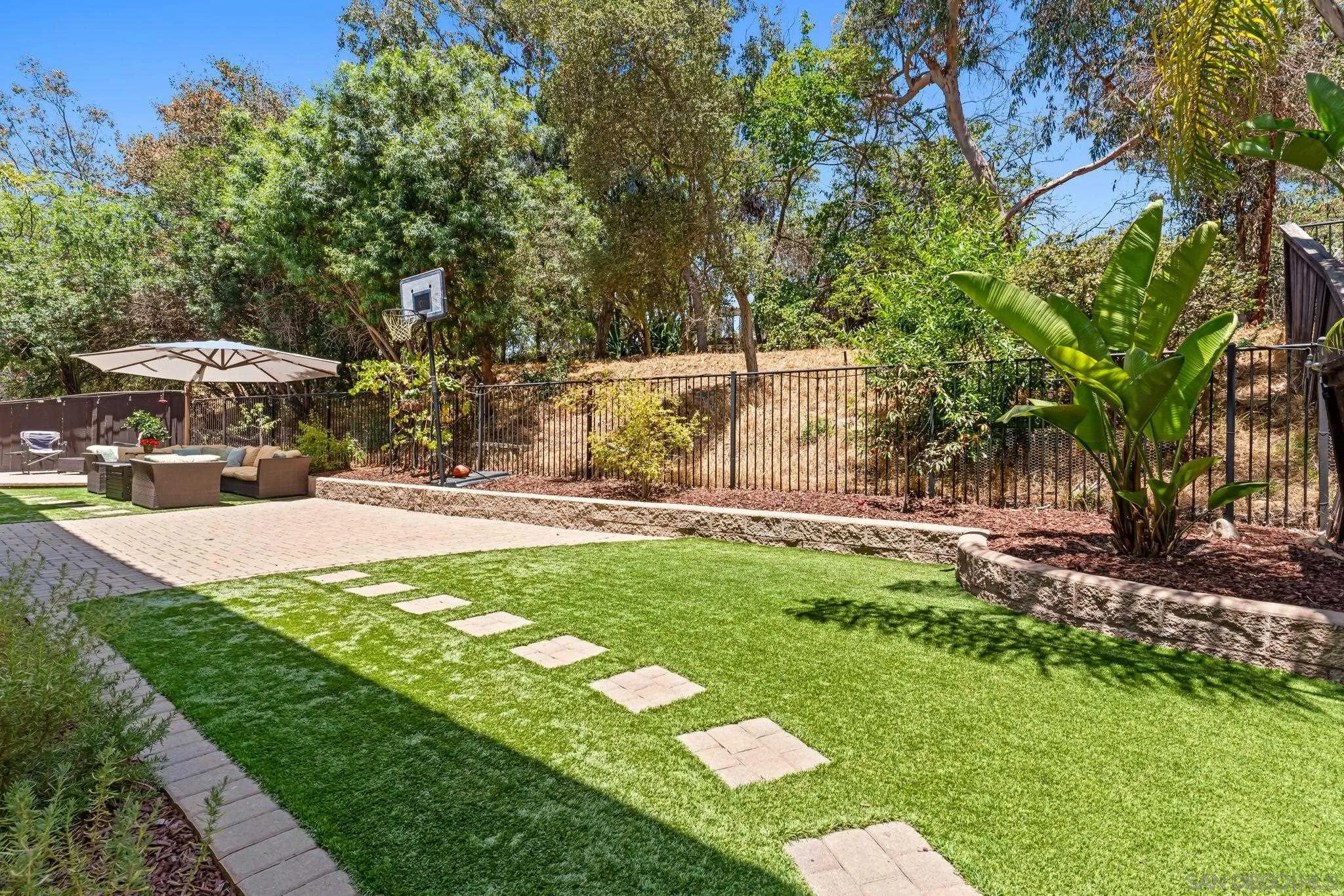 3814 Ruette San Raphael