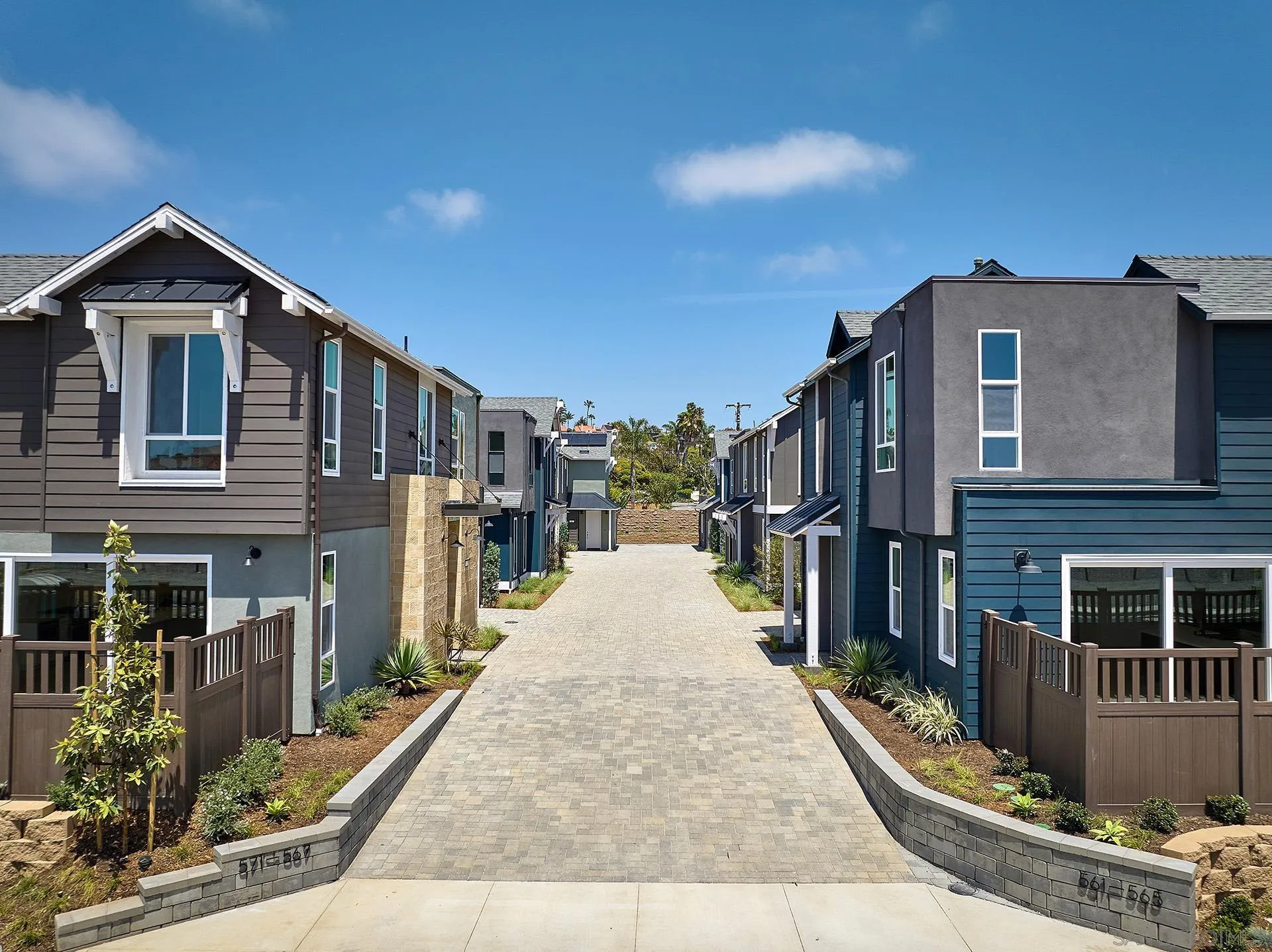 569 N Vulcan Ave, Encinitas