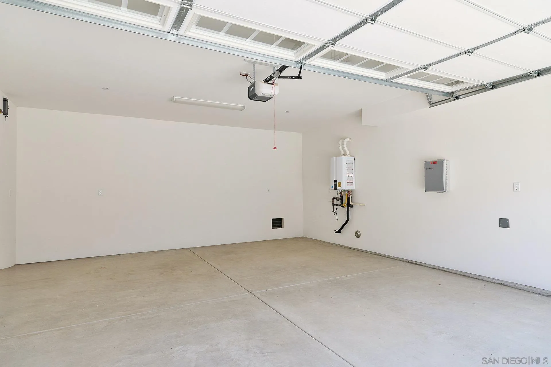 569 N Vulcan Ave, Encinitas