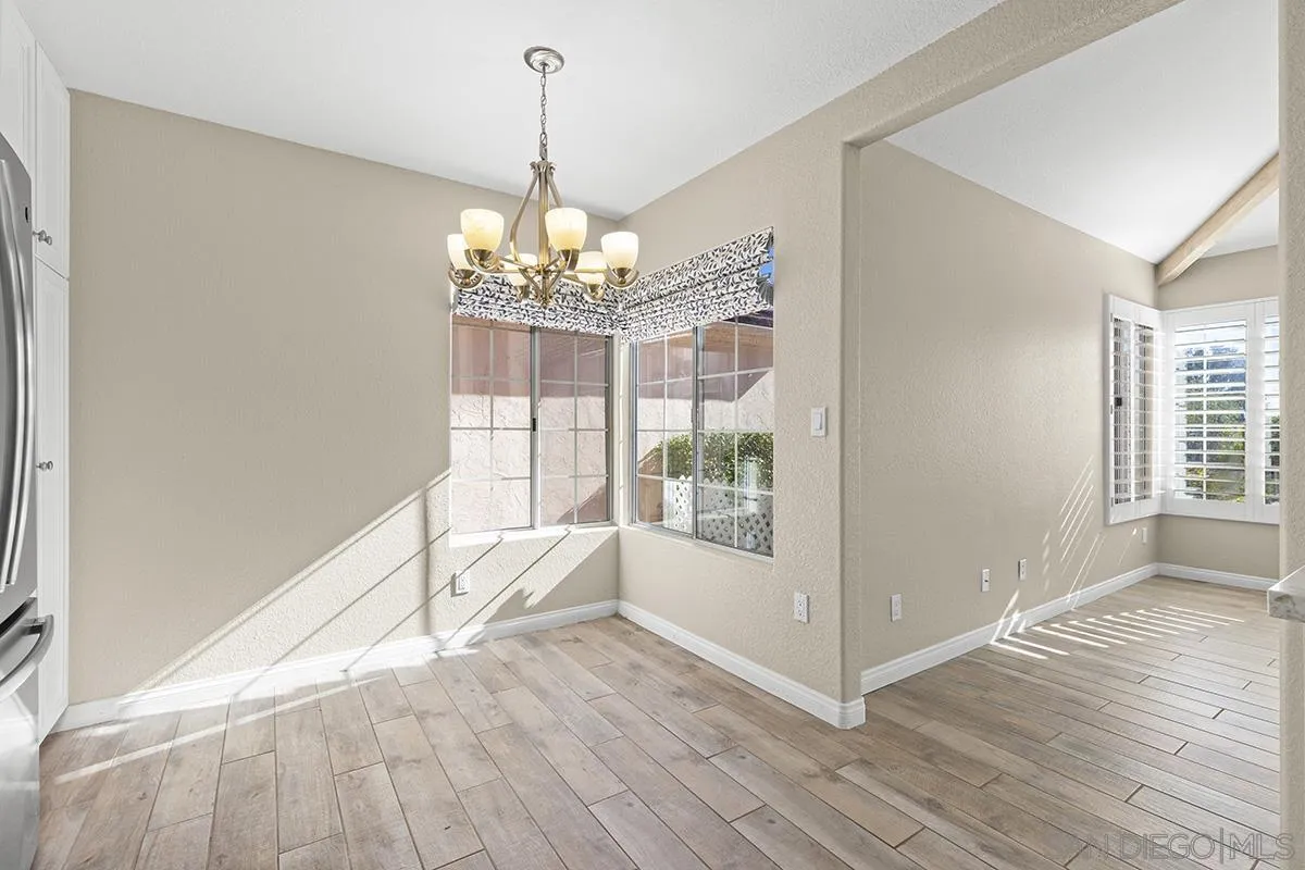 12071 Caminito Corriente