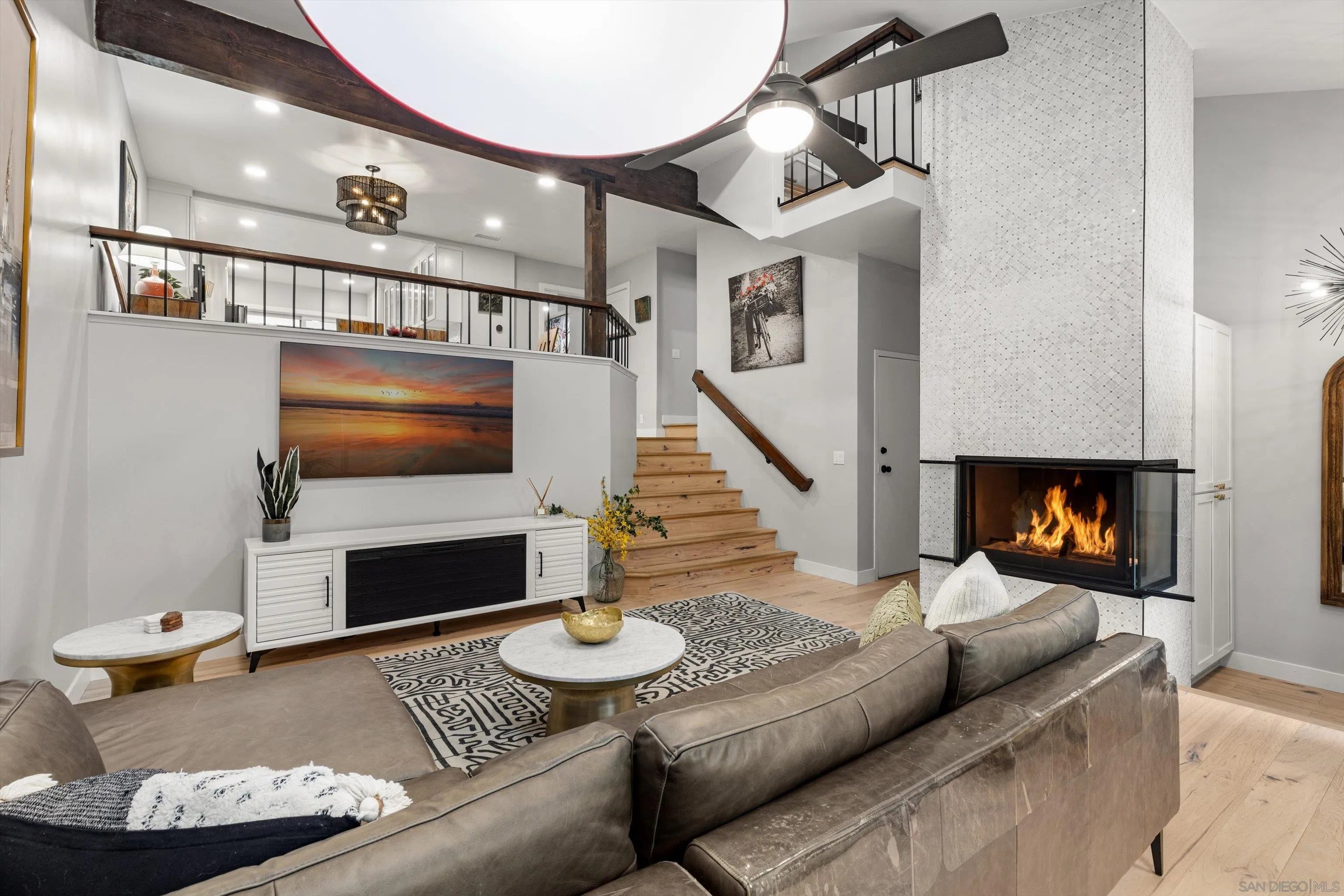 3320 Caminito Eastbluff Unit 135