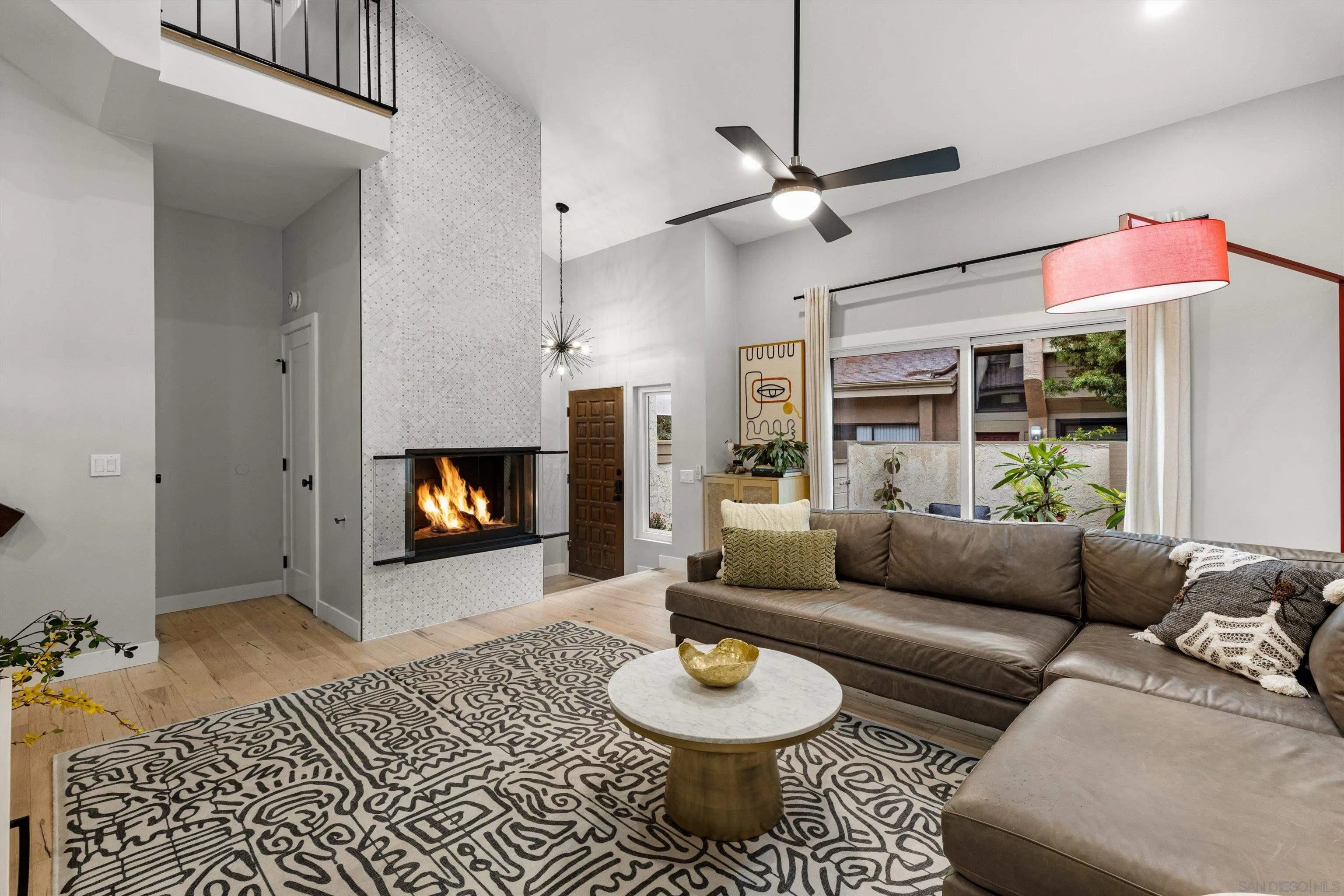 3320 Caminito Eastbluff Unit 135