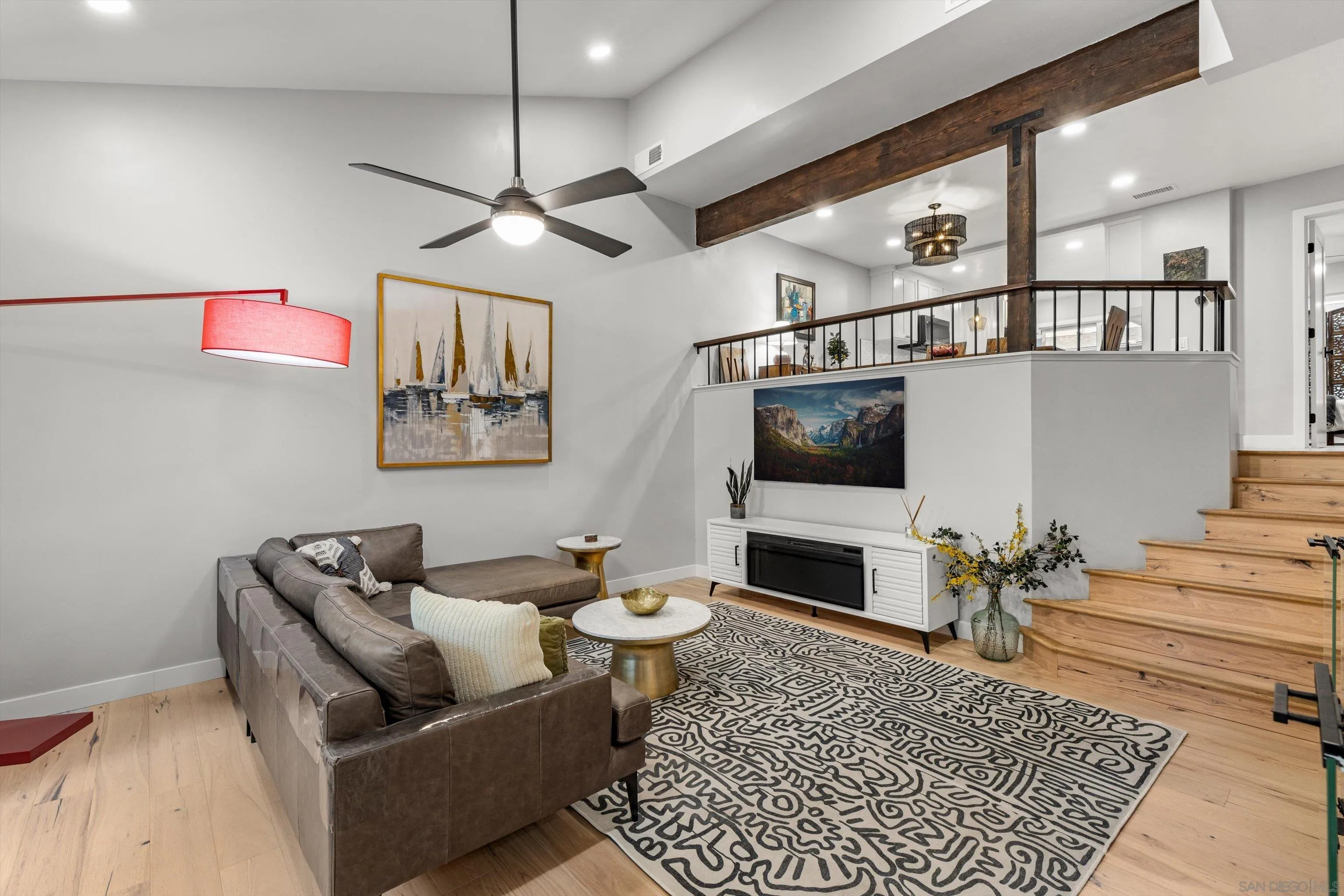 3320 Caminito Eastbluff Unit 135