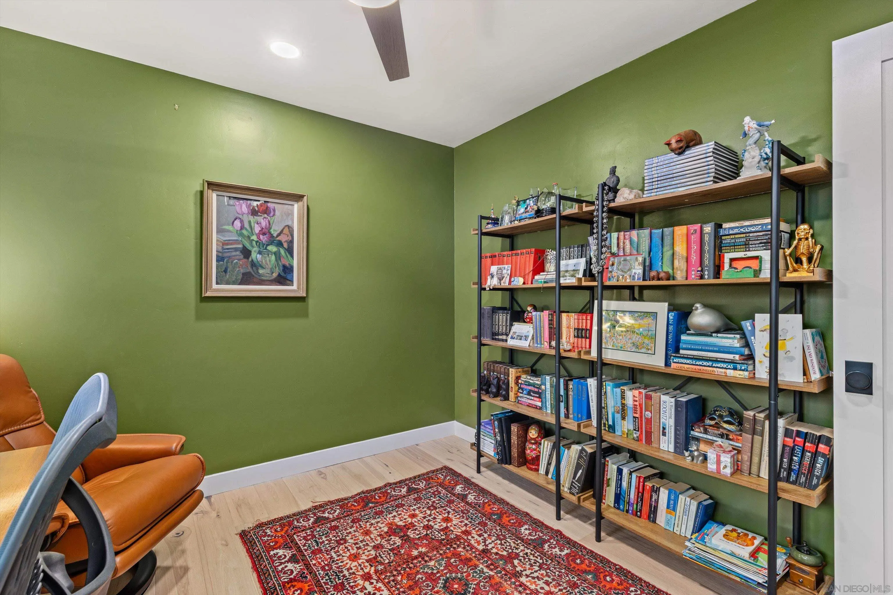 3320 Caminito Eastbluff Unit 135