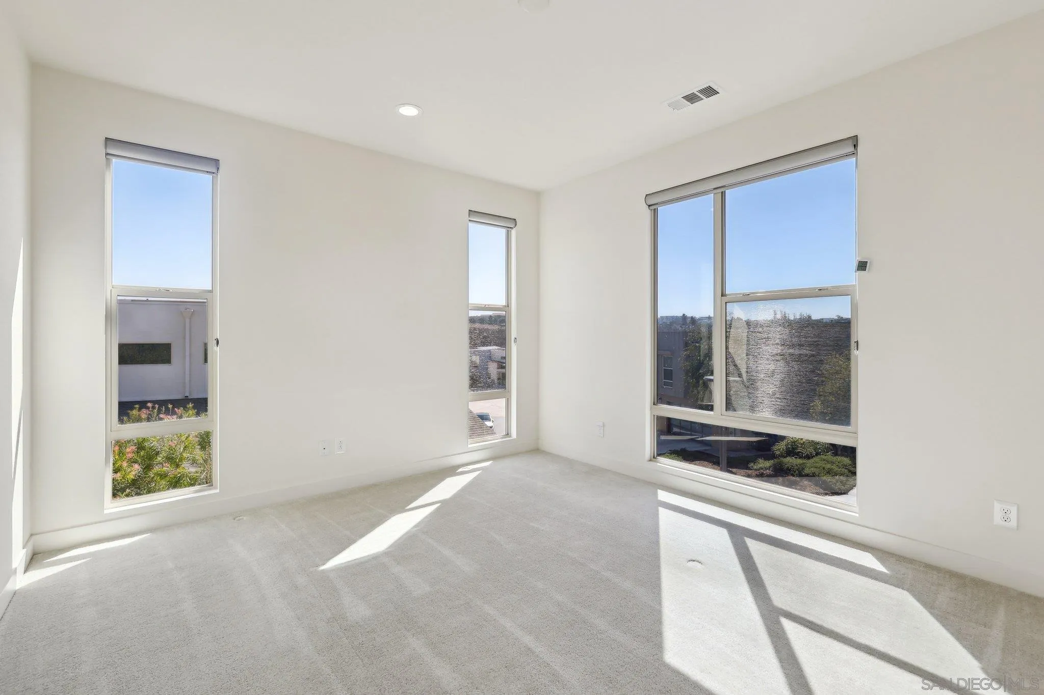5970 Shaw Lopez Row
