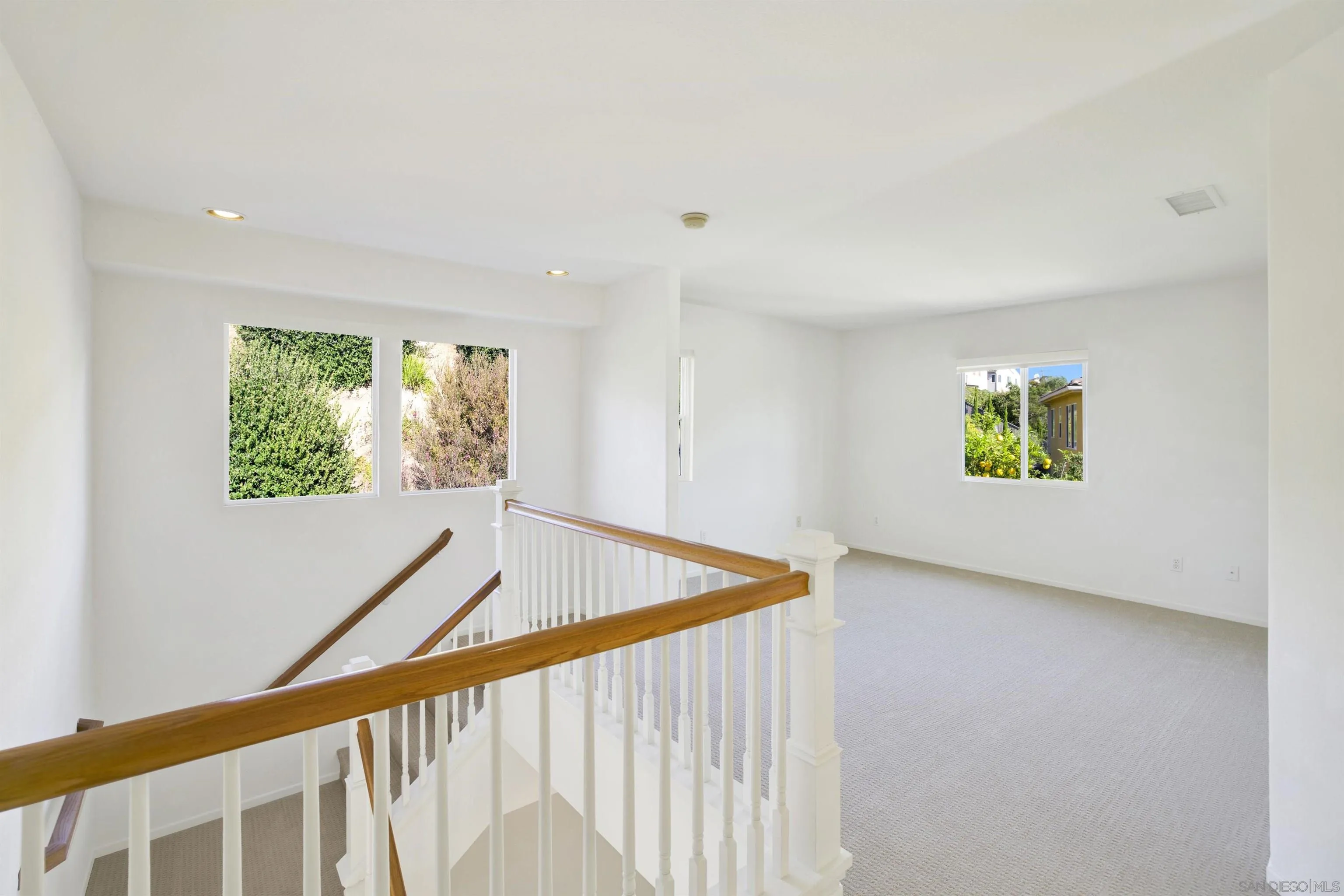 4146 Calle Isabelino
