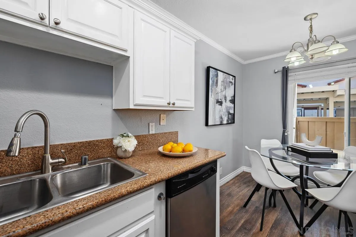 4050 Porte La Paz Unit 44