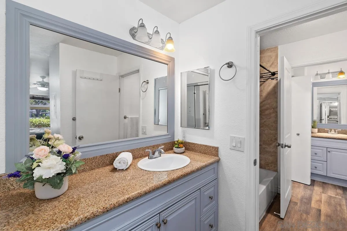 4050 Porte La Paz Unit 44