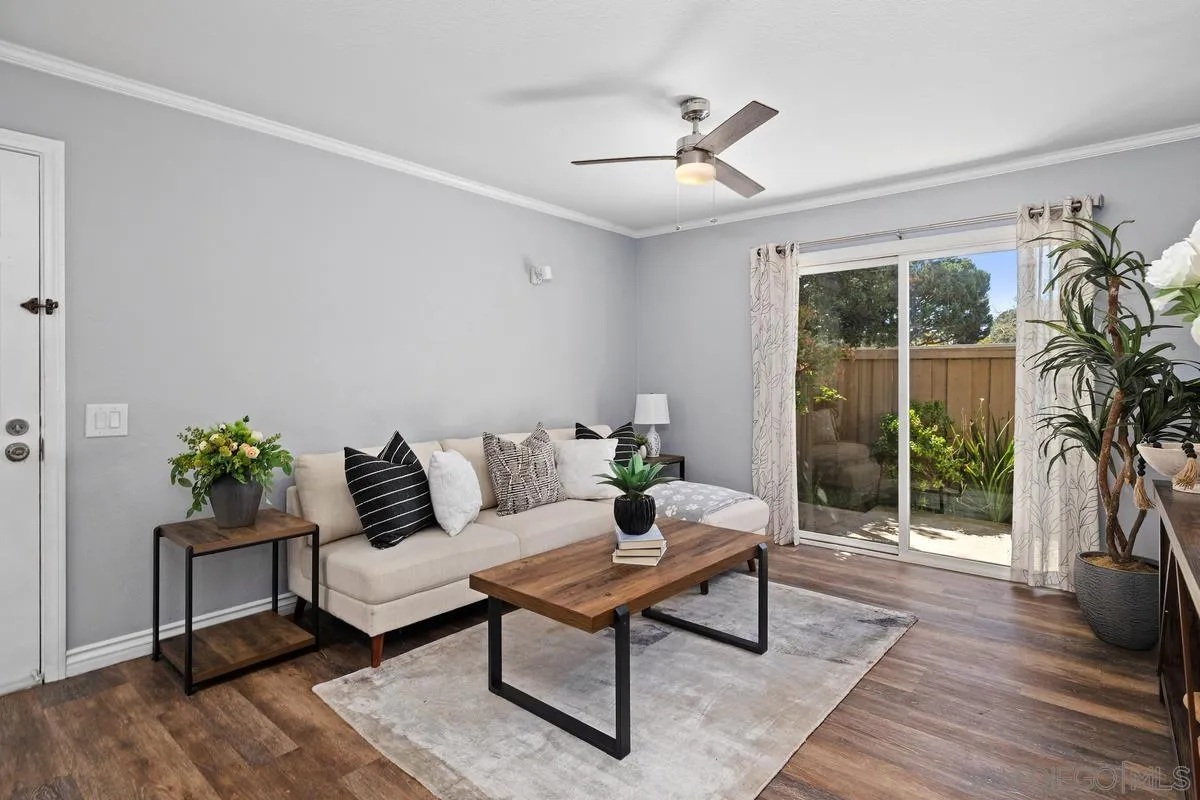 4050 Porte La Paz Unit 44