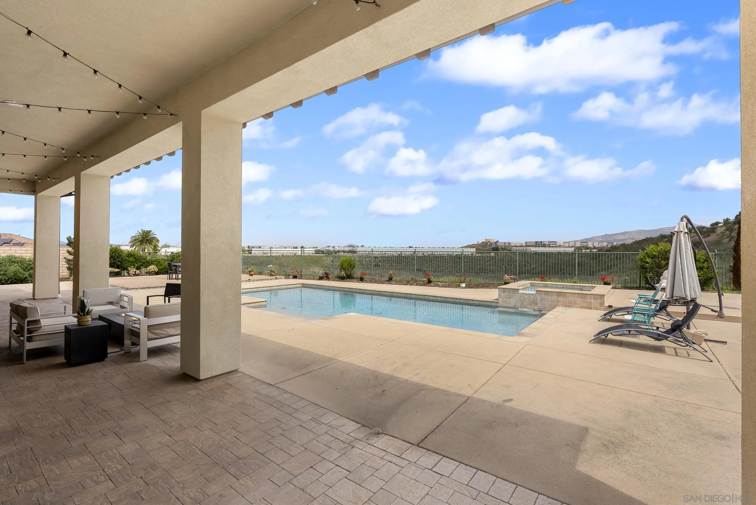 11753 Big Canyon Ln