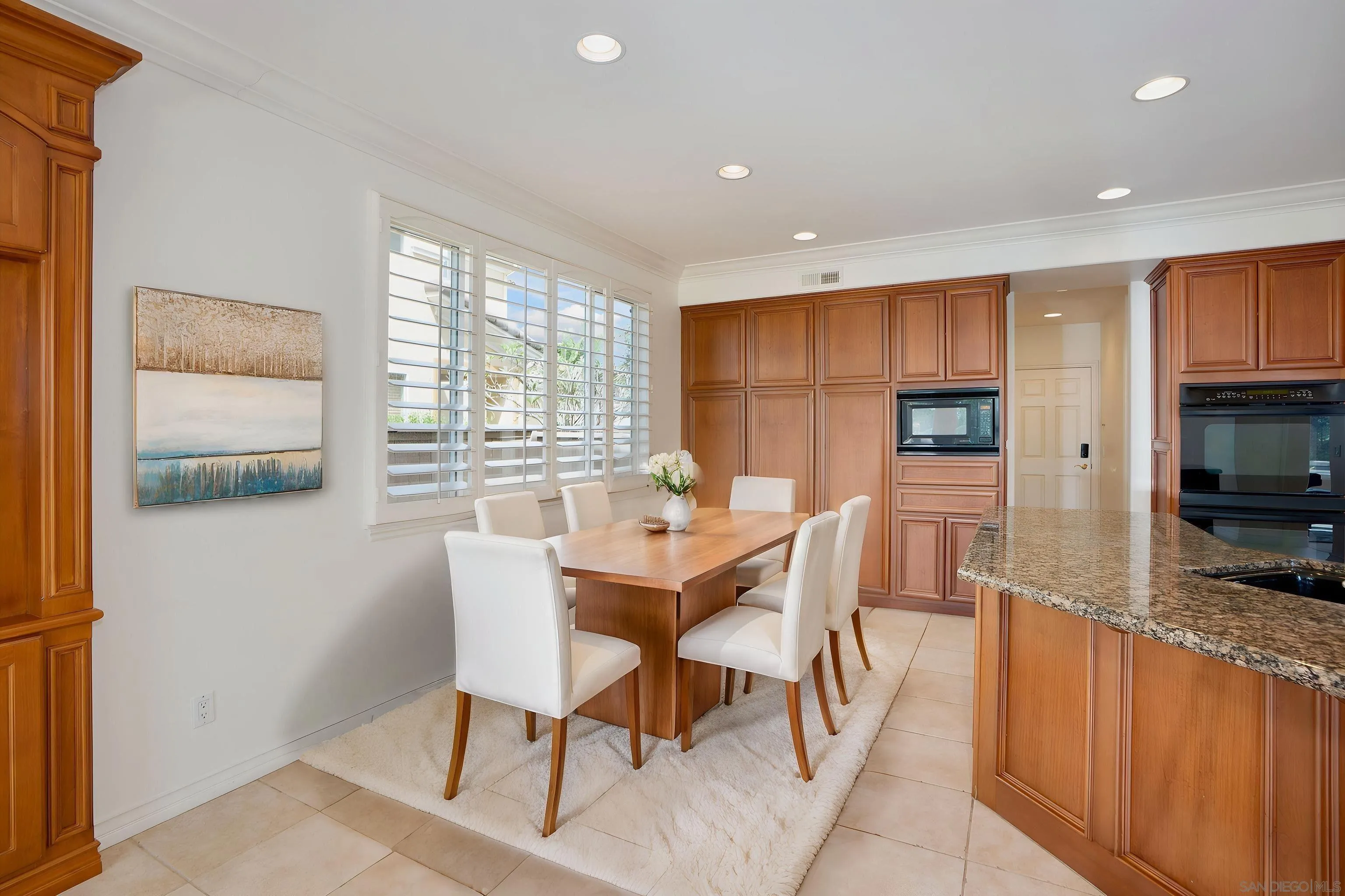 4443 Shorepointe