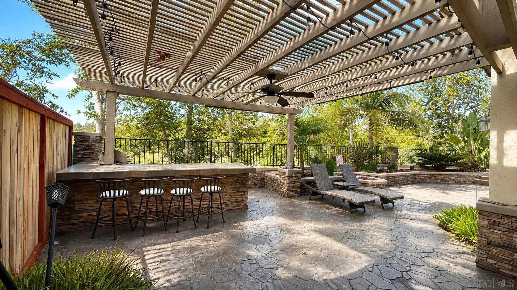 17702 Tristania Pl