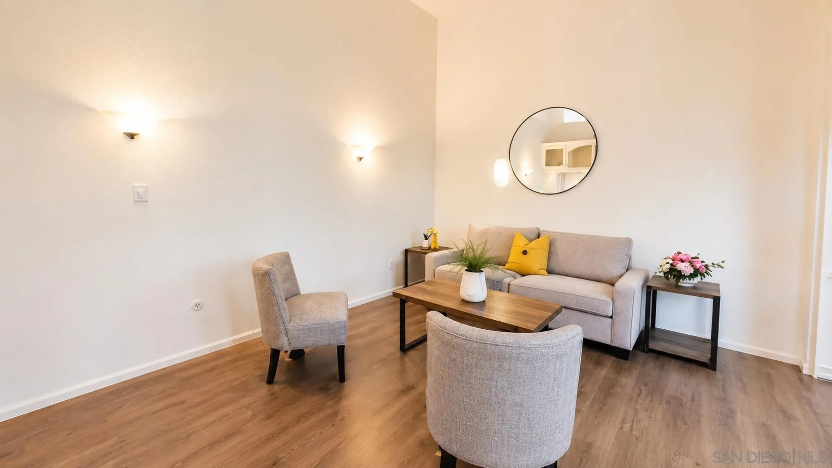 17702 Tristania Pl