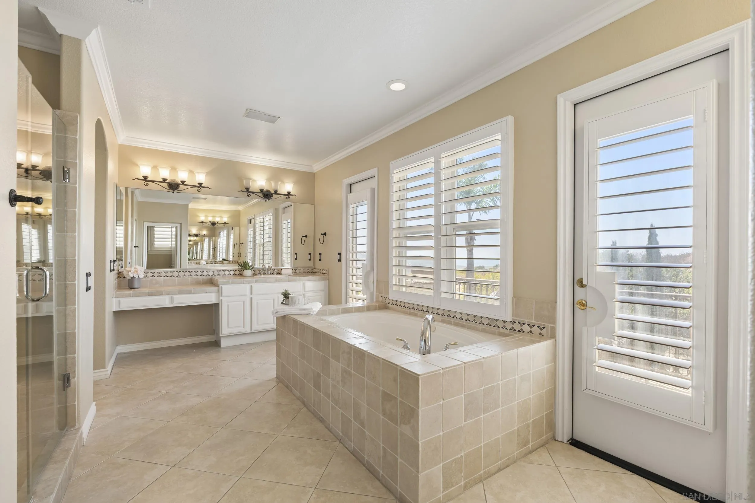 4058 Lago De Grate Cir.