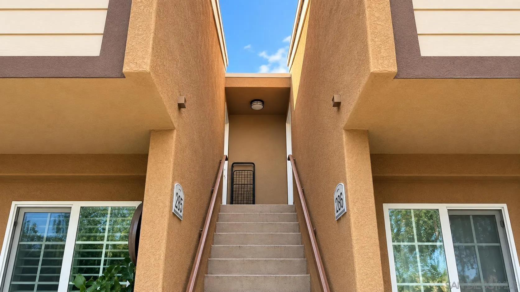 5252 Balboa Arms Dr. Unit 286