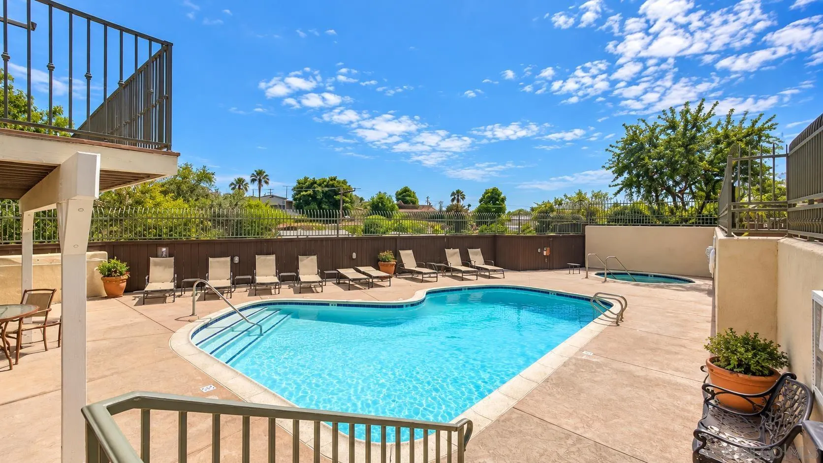 5252 Balboa Arms Dr. Unit 286