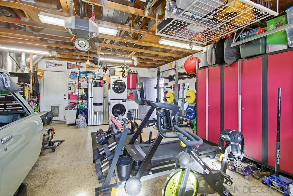 14610 Fairburn St.