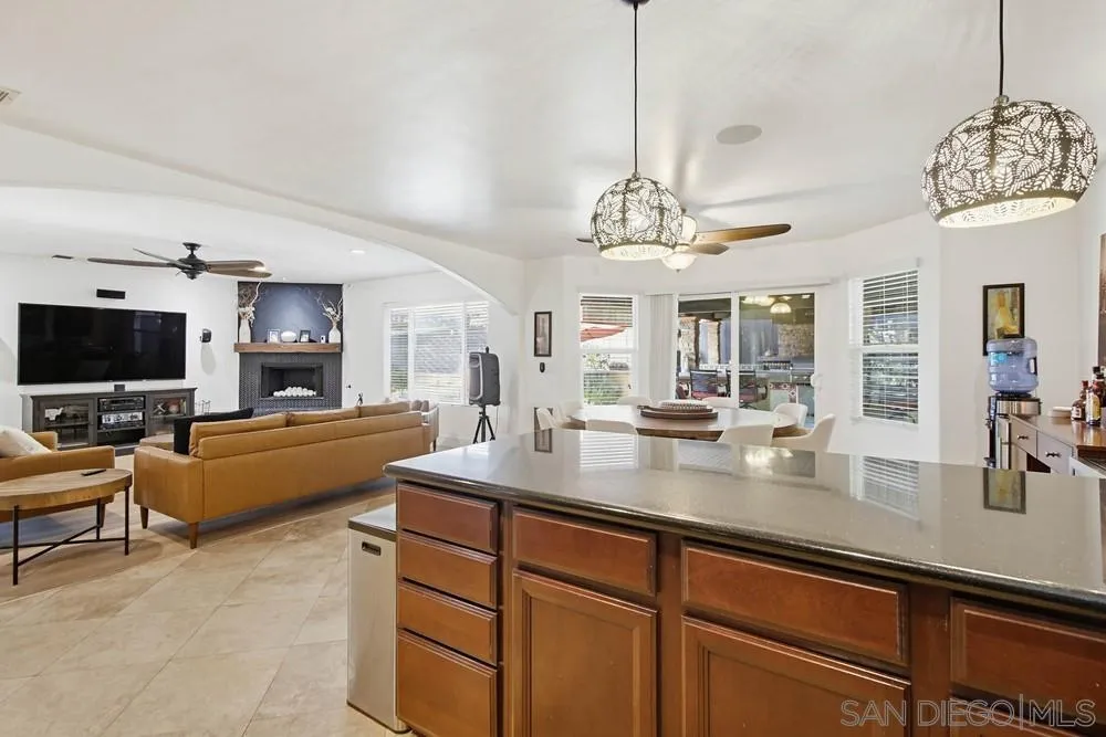 14610 Fairburn St.