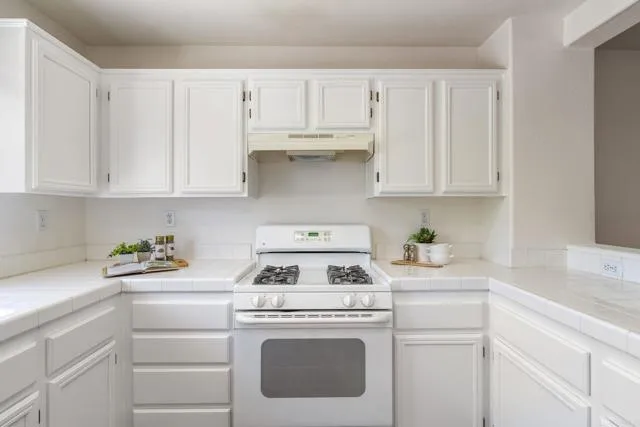 10358 Wateridge Circle # 320