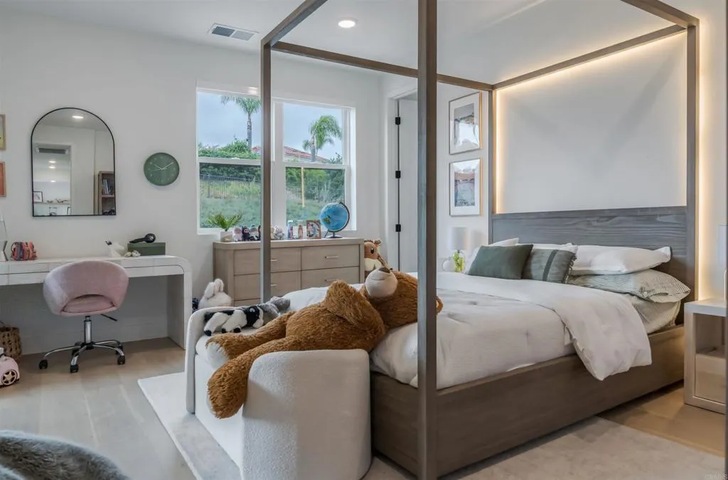 5286 Coastal Sage Trail