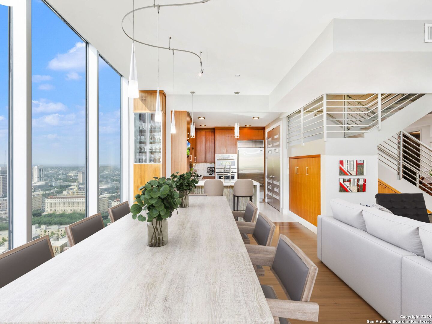 610 E Market St Unit: 3001